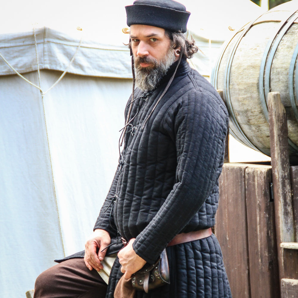 Rabenfurth Black Gambeson - Medieval Armor Padding for LARP, Cosplay & Historical Reenactment