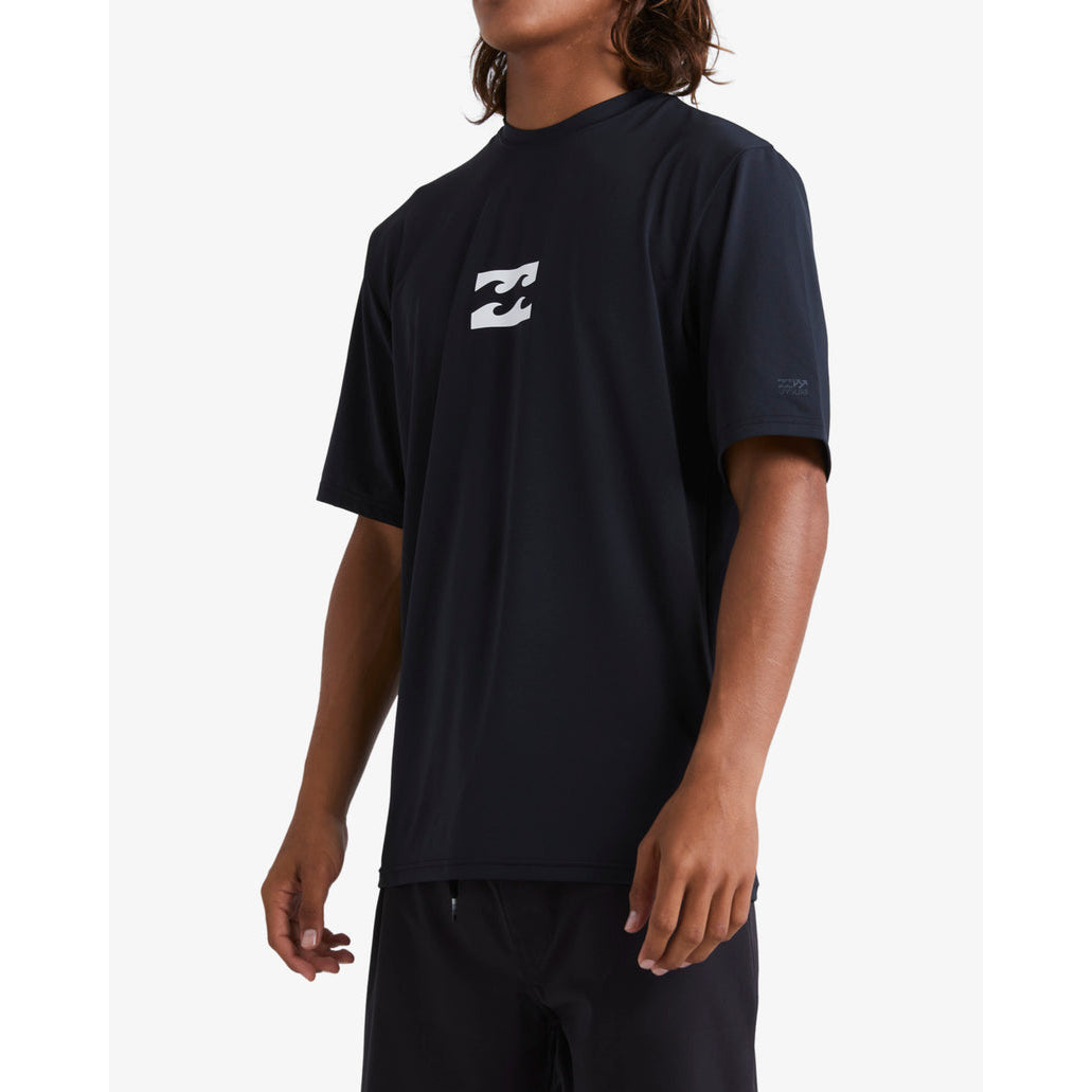 Billabong Men's All Day Wave Loose Fit Short Sleeve Rash Guard Surf Shirt - UPF 50+ Sun Protection, Quick Dry Swim Shirt for Surfing, Swimming, Beach & Outdoor Activities - Black