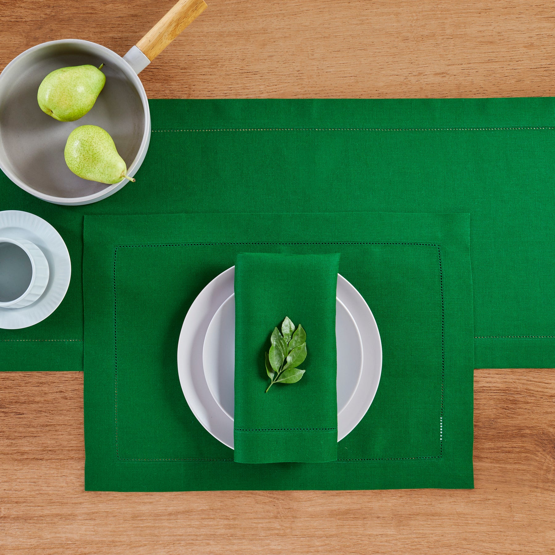 Elegant Classic Hemstitch Table Runner - Premium Linen Dining Table Decor for Weddings, Holidays & Home Decor