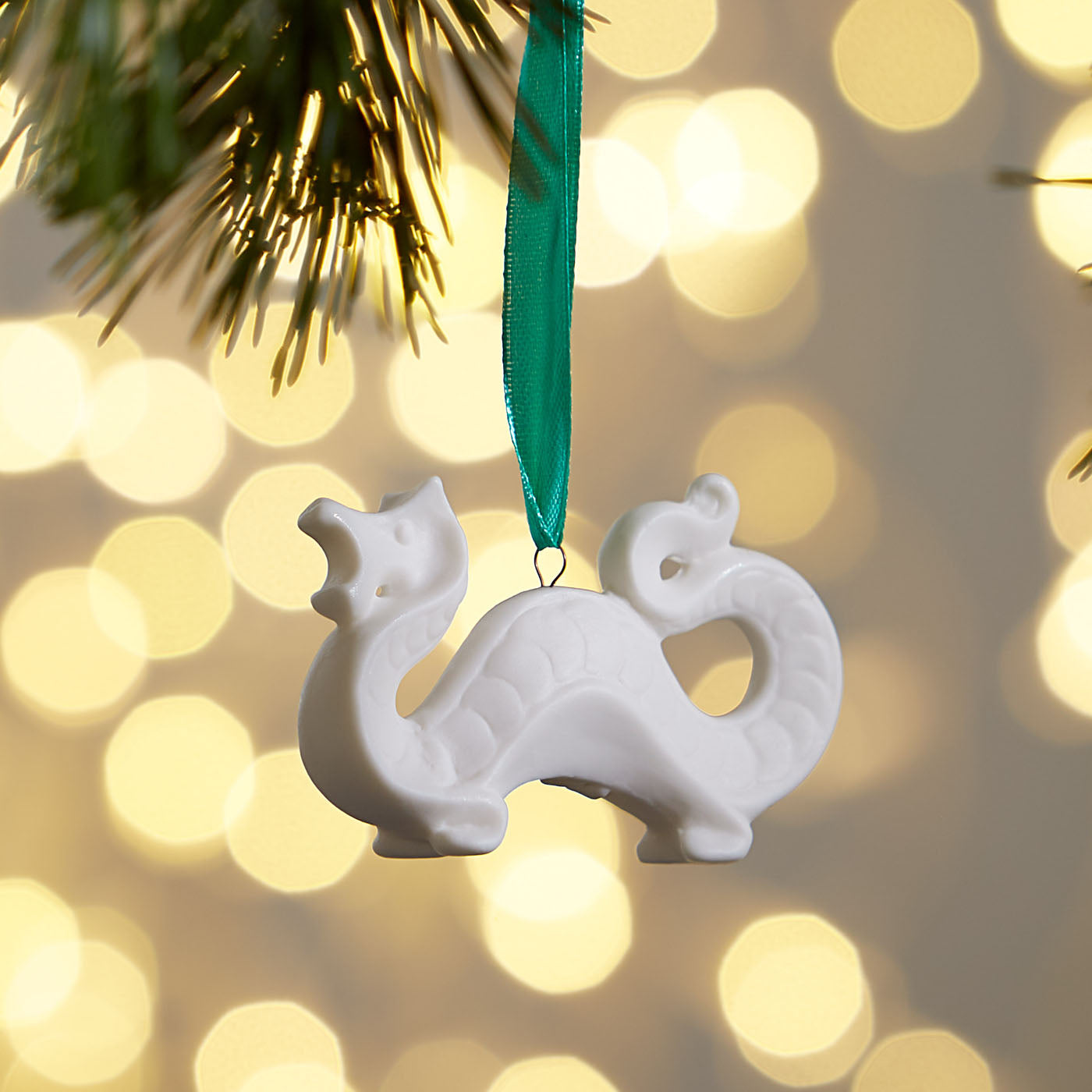 Exquisite Handcrafted Dragon Ornament - Elegant Home Decor for Shelf, Desk & Gift Giving | Perfect for Feng Shui, Christmas & Asian-Themed Parties