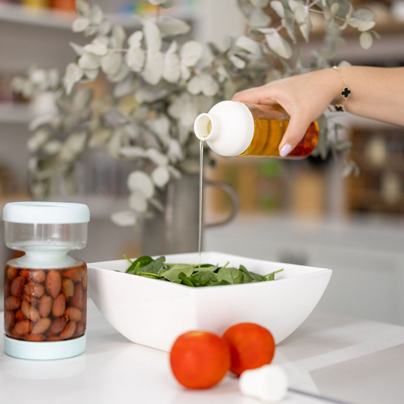 Premium Glass Water Bottle with Silicone Infuser - Leak-Proof & BPA-Free - Perfect for Infusing Fruits, Herbs & Tea at Home, Gym or Office