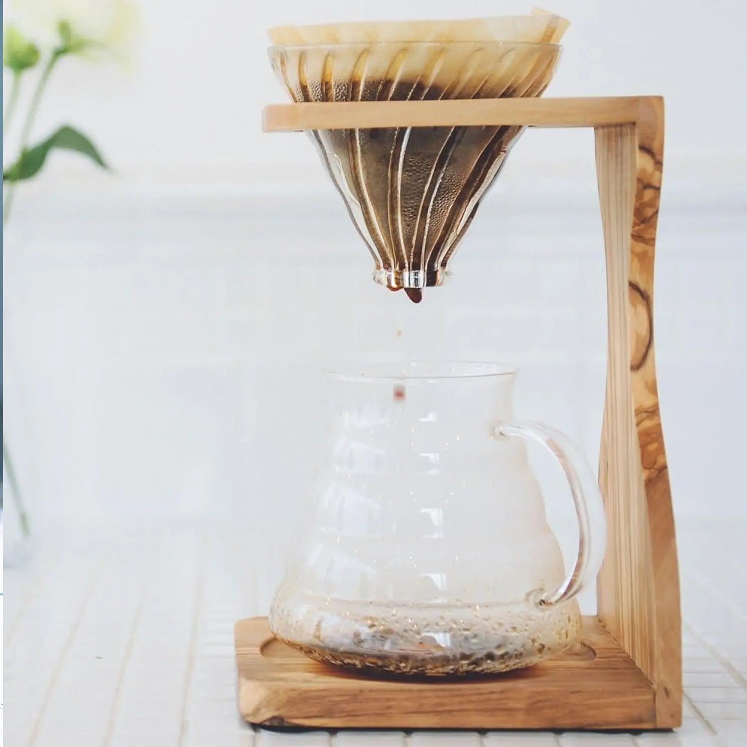 Hario V60 Heat Resistant Glass Coffee Dripper Set - Pour Over Coffee Maker with Stainless Steel Filter - Perfect for Home Brewing & Specialty Coffee Lovers