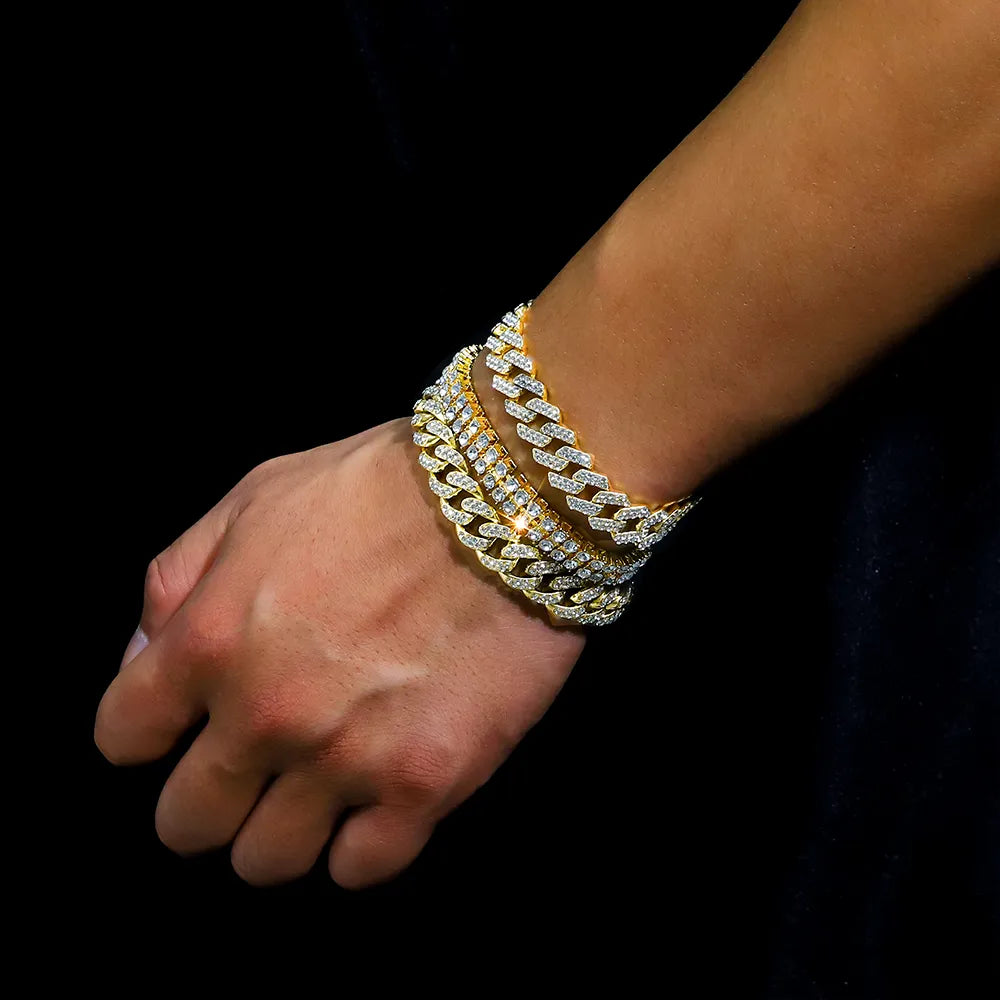 Elegant Luxury Bracelet for Women - Gold & Silver Fashion Jewelry - Perfect for Parties, Weddings & Everyday Wear