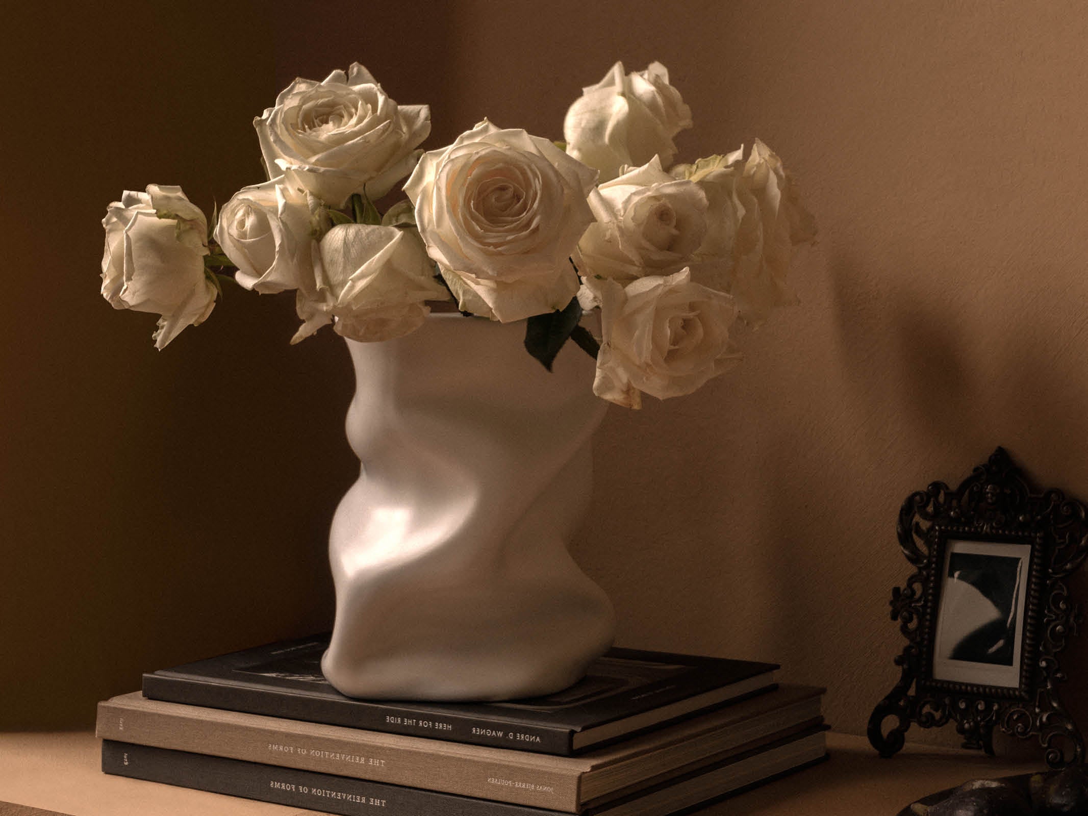 Collapsible Vase - Portable & Space-Saving Decorative Flower Vase for Home, Office, Wedding & Travel Decor