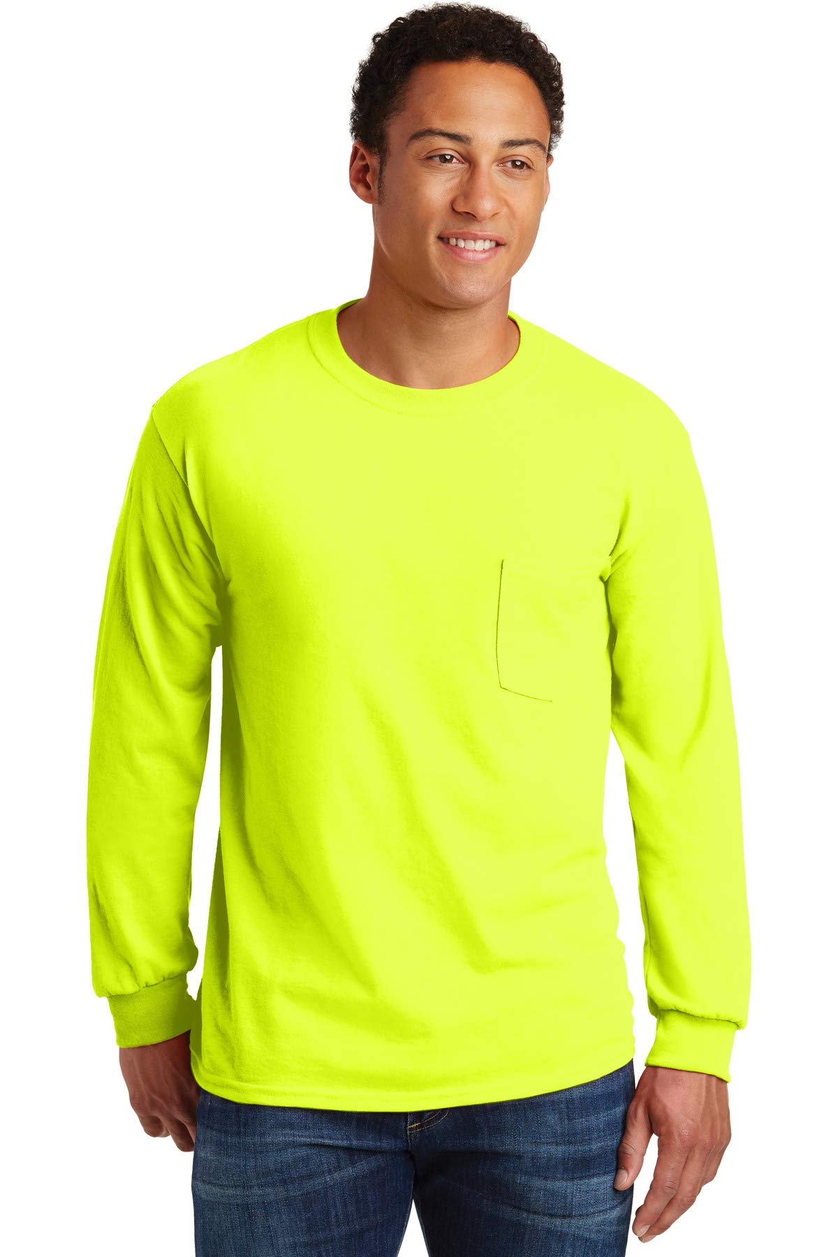 Gildan Men's Classic Cotton T-Shirt - Soft Comfortable Crewneck Tee for Casual Wear, Workout & Everyday Use
