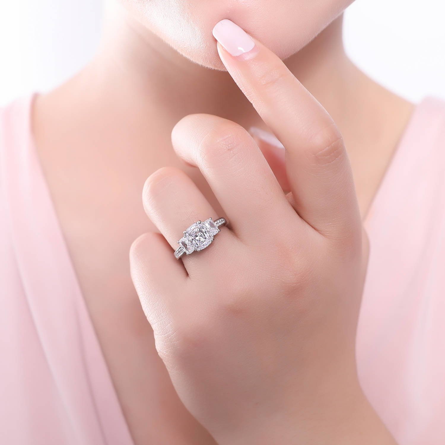 BERRICLE Sterling Silver 3-Stone Wedding & Engagement Ring Set - 2.6 Carat Cushion Cut Cubic Zirconia CZ for Women - Rhodium Plated Size 4-10 - Perfect for Proposals, Anniversaries & Special Occasions