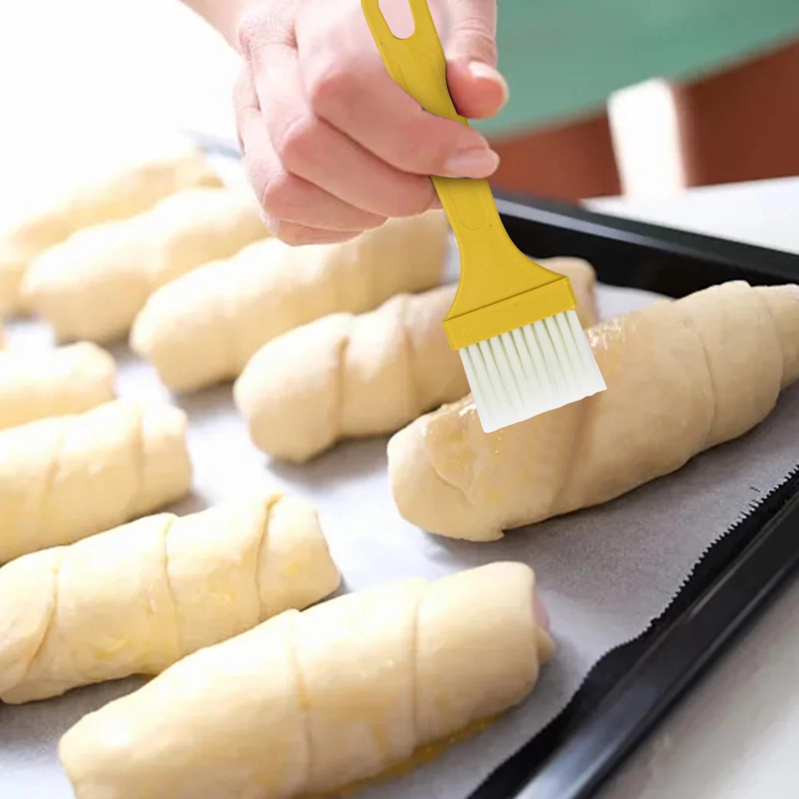 5-Piece Soft Wool Basting Brush Set with Wooden Handle - Perfect for Kitchen, Restaurant, BBQ, Baking & Pancake Making - Ideal for Water-Based Paint, Oil Application & Food Coating - Durable & Versatile Cooking Tool