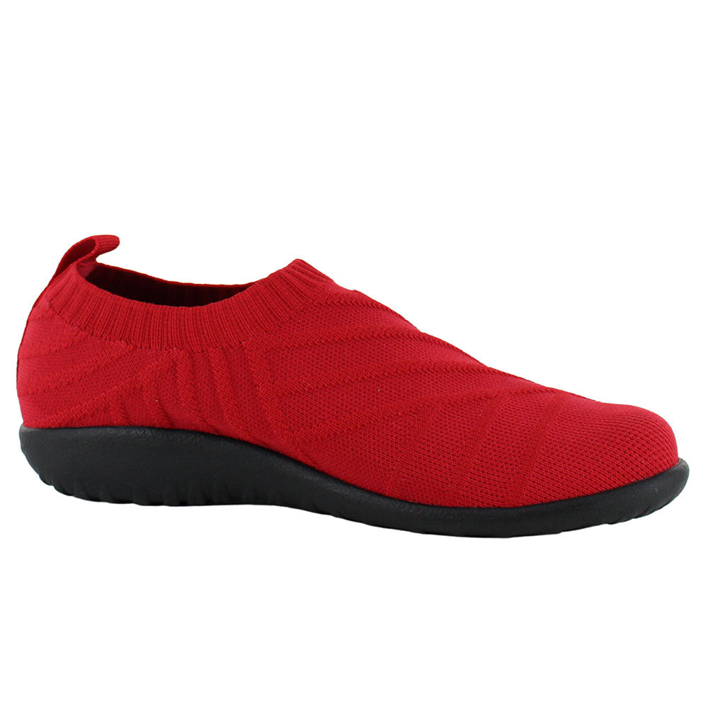 Naot Okahu Comfortable Walking Sandals for Women - Arch Support & Cushioned Footbed - Perfect for Travel, Hiking & Everyday Wear