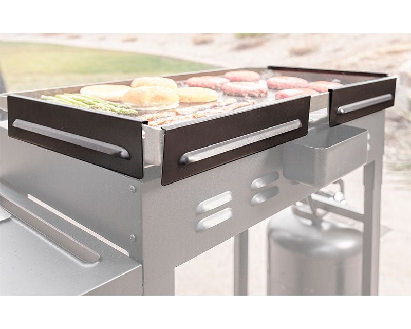 Blackstone 28-Inch Wind Guard for Griddle - Heavy Duty Stainless Steel Wind Screen for Outdoor Cooking, Camping, and Backyard BBQs