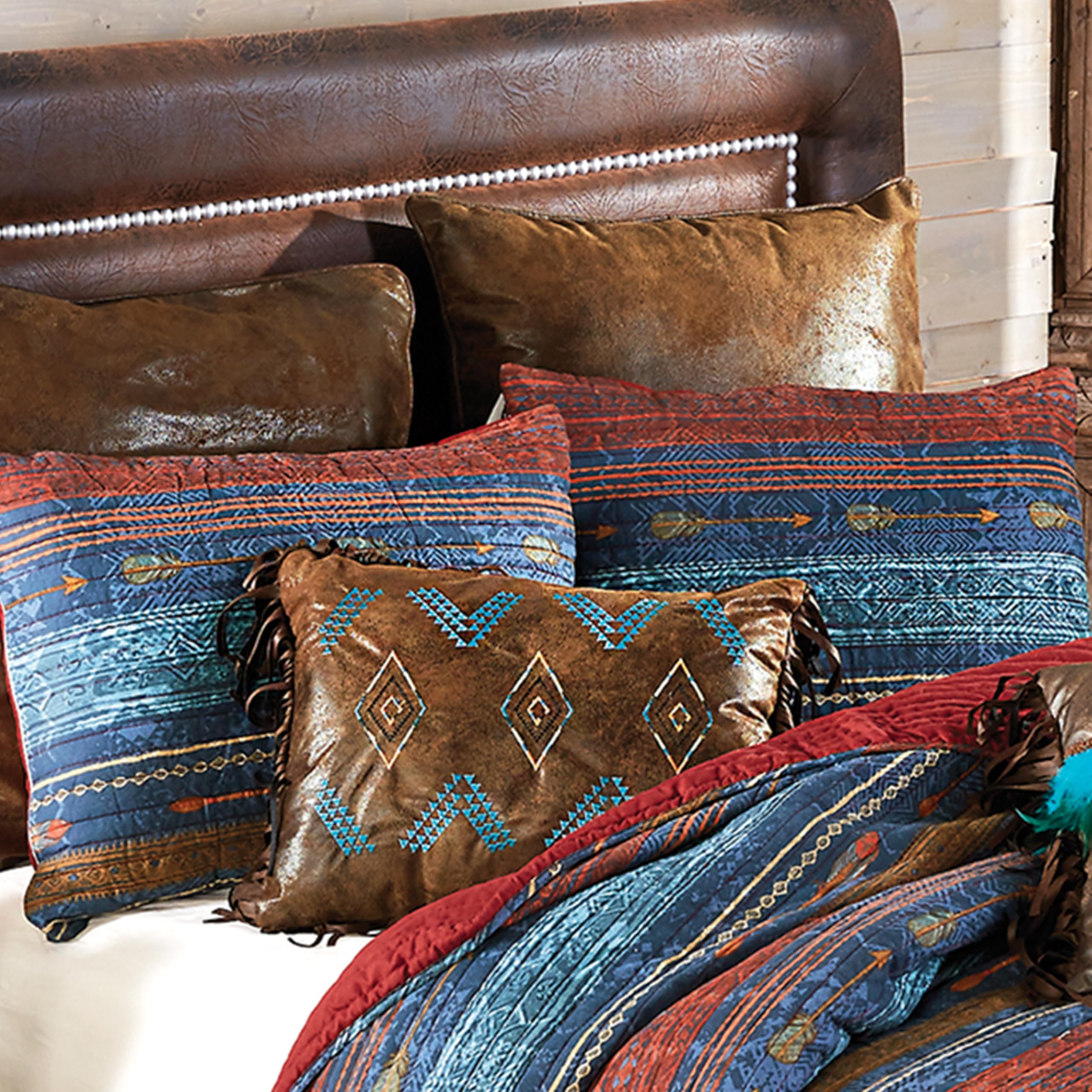 Black Forest Décor Sunset Arrows King Quilt Set - 100% Cotton Blend Lightweight Bedspread, Machine Washable Western Style Quilt with Tribal Patterns (110