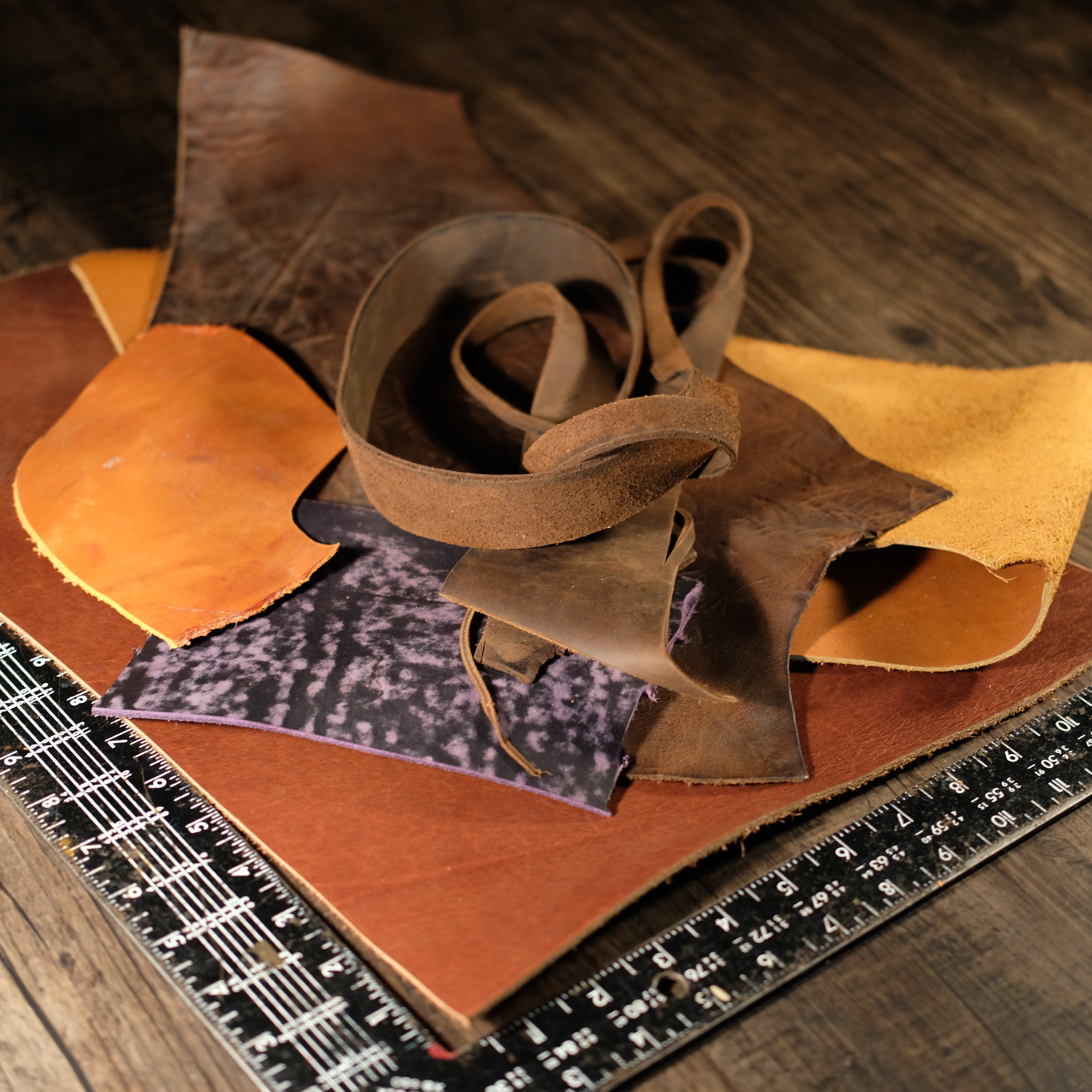 Genuine Leather Mystery Bundle - Assorted Leather Goods for Men & Women - Perfect for Gifts, DIY Projects & Fashion Accessories