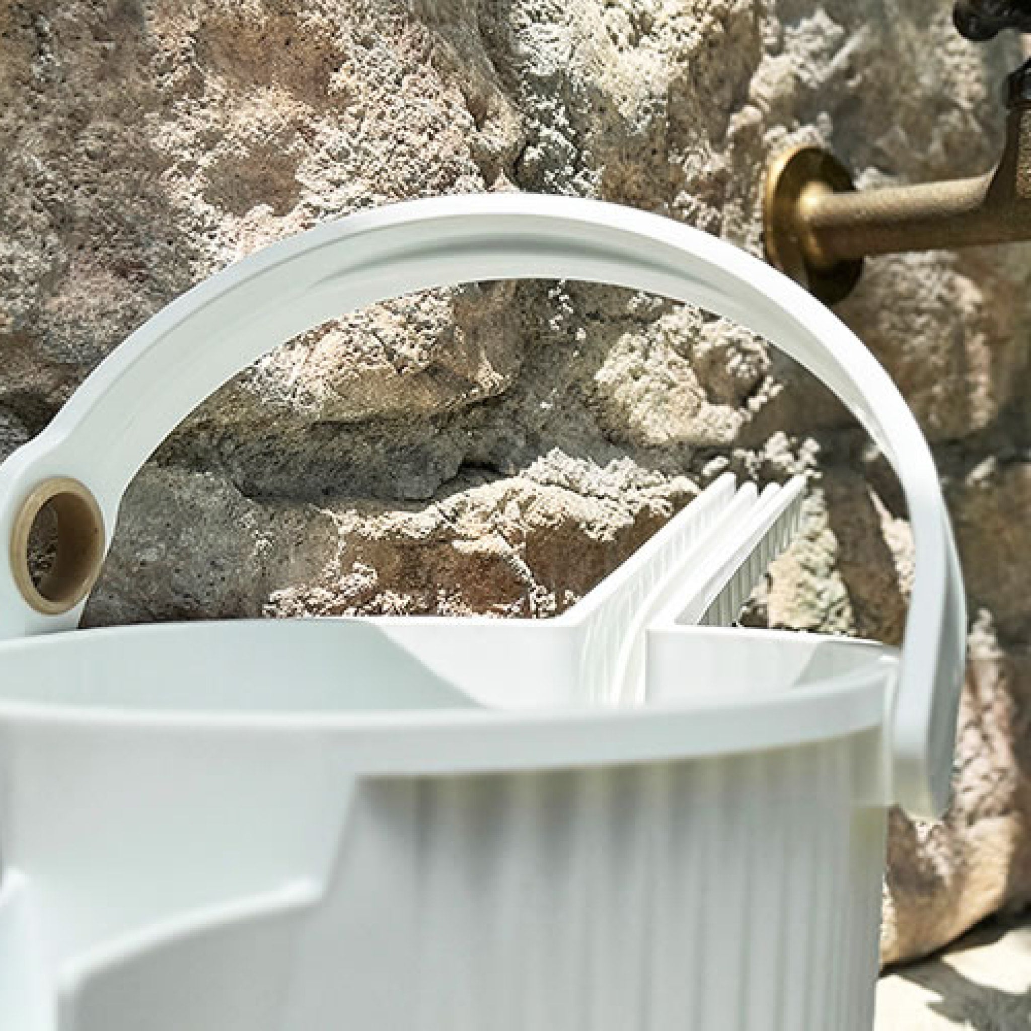 HACHIMAN KASEI 1.5L Small White Garden Beetle Watering Can - Perfect for Indoor Plants, Flower Pots & Herb Gardens