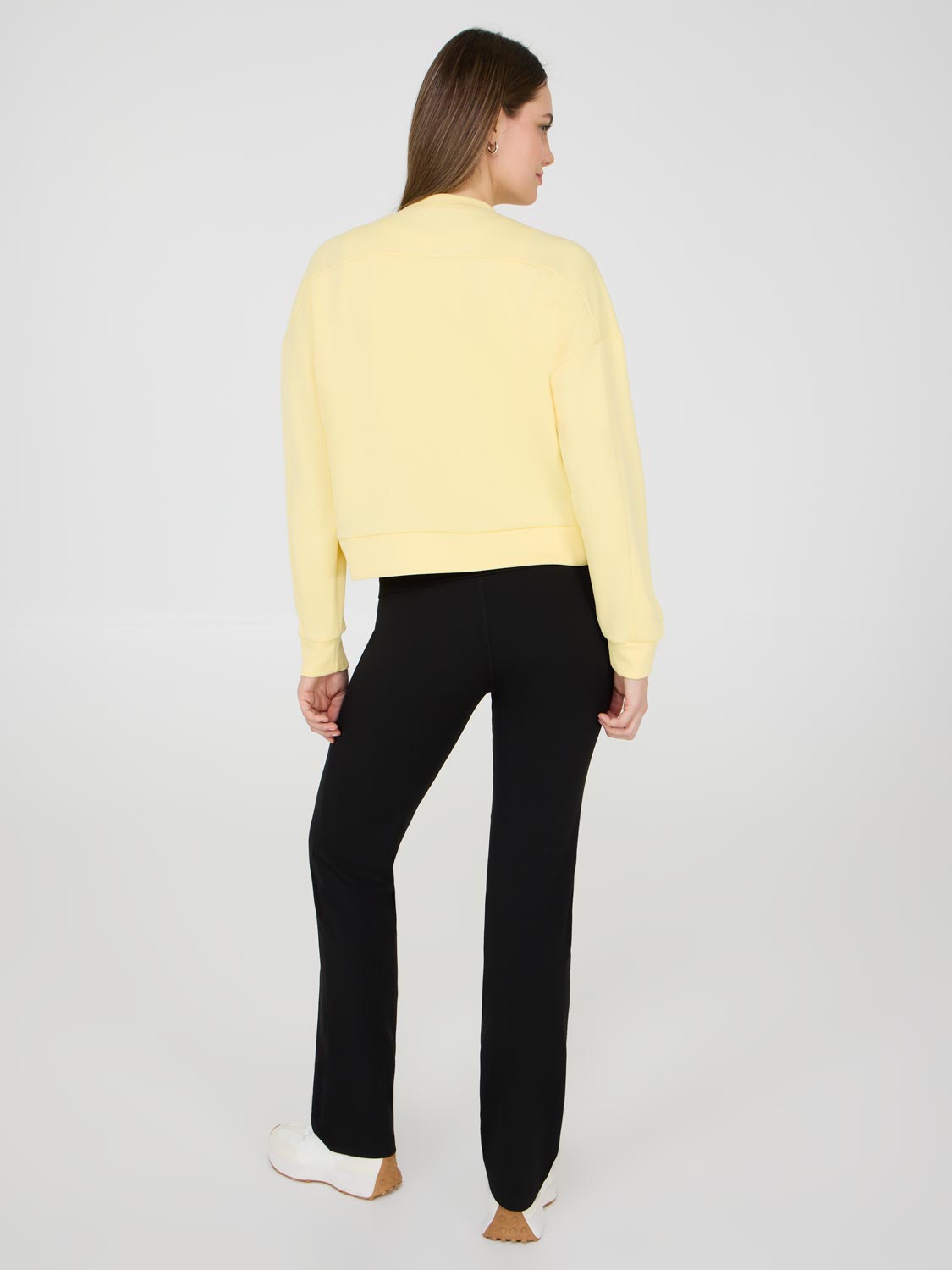 Stylish Crew Neck Ribbed Sweatshirt for Women & Men | Soft Cotton Blend | Casual Comfort Wear | Perfect for Everyday Outfits, Lounge Wear & Fall Layering