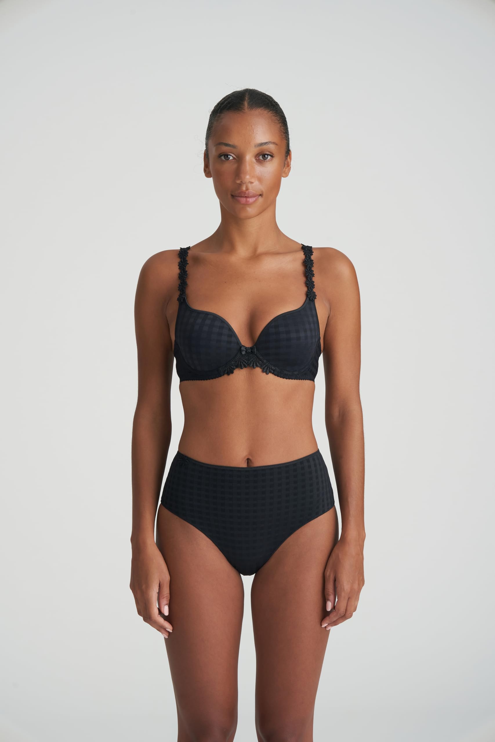Women's Avero Plunge Multiway Bra 32A Black - Convertible Strapless Push Up Underwire Bra for Comfort & Support | Perfect for Evening Wear, Wedding Dresses & Special Occasions