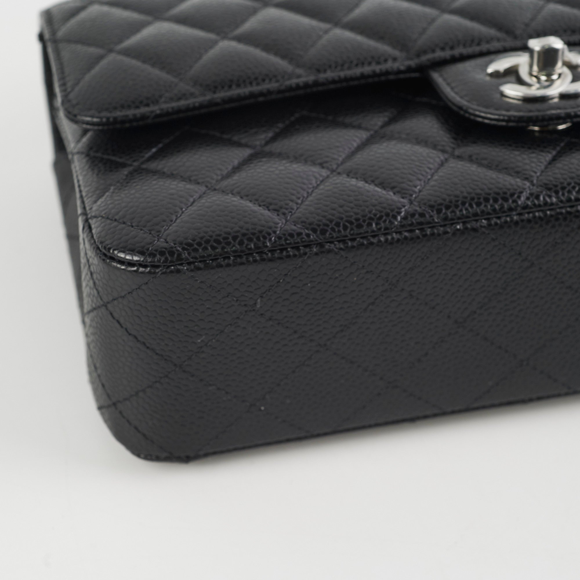 Chanel Medium Classic Flap Bag in Black Caviar Leather with Microchip - Timeless Luxury Handbag for Women, Perfect for Evening Events, Date Nights & Special Occasions