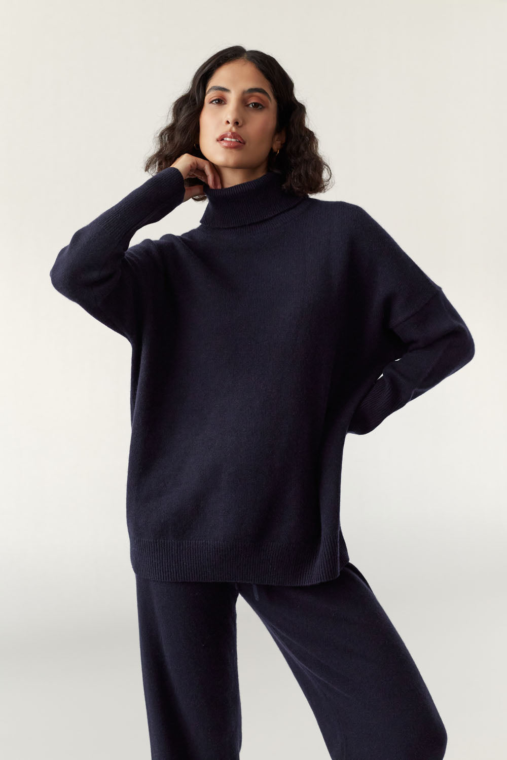 Luxury Navy Pure Cashmere Roll Neck Sweater for Men & Women - Soft Warm Winter Pullover - Perfect for Office, Travel & Casual Outfits