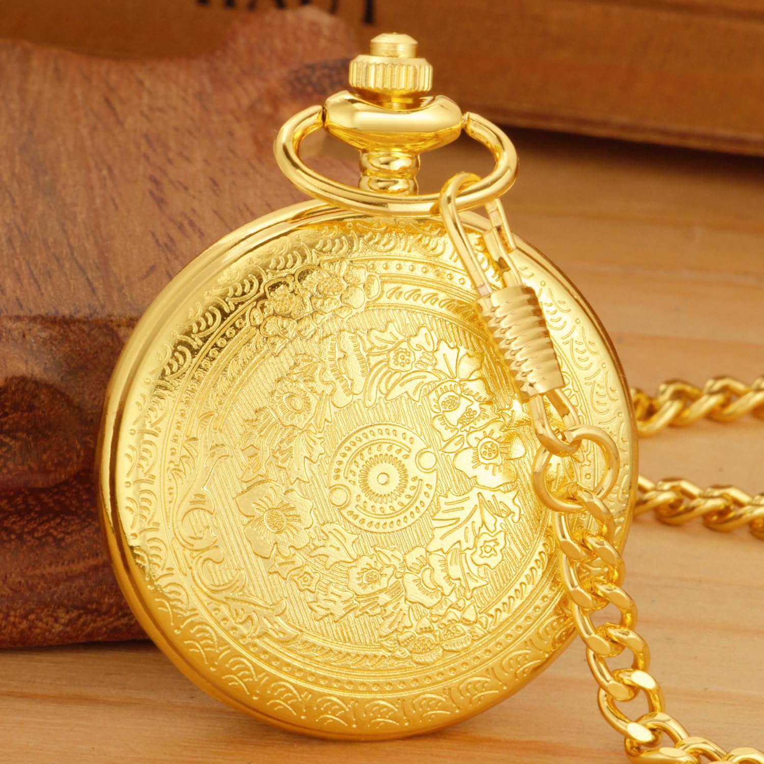Gold Roman Numeral Pocket Watch with Chain for Men - Vintage Gift & Wedding Accessory