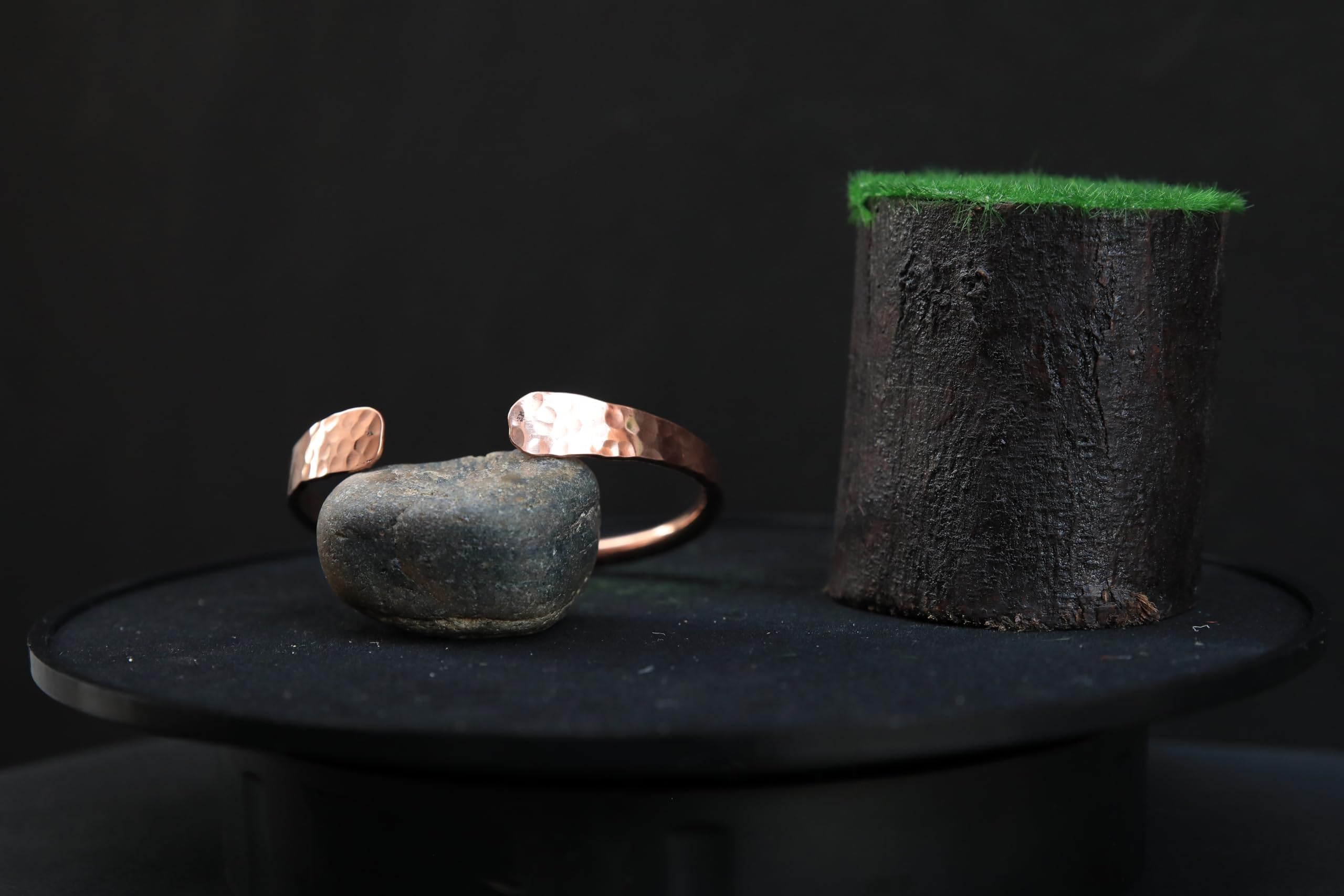 Handmade Solid Copper Cuff Bracelet for Men & Women - 100% Uncoated Pure Copper Jewelry - Perfect for Casual Wear, Gifts & Boho Fashion Accessories