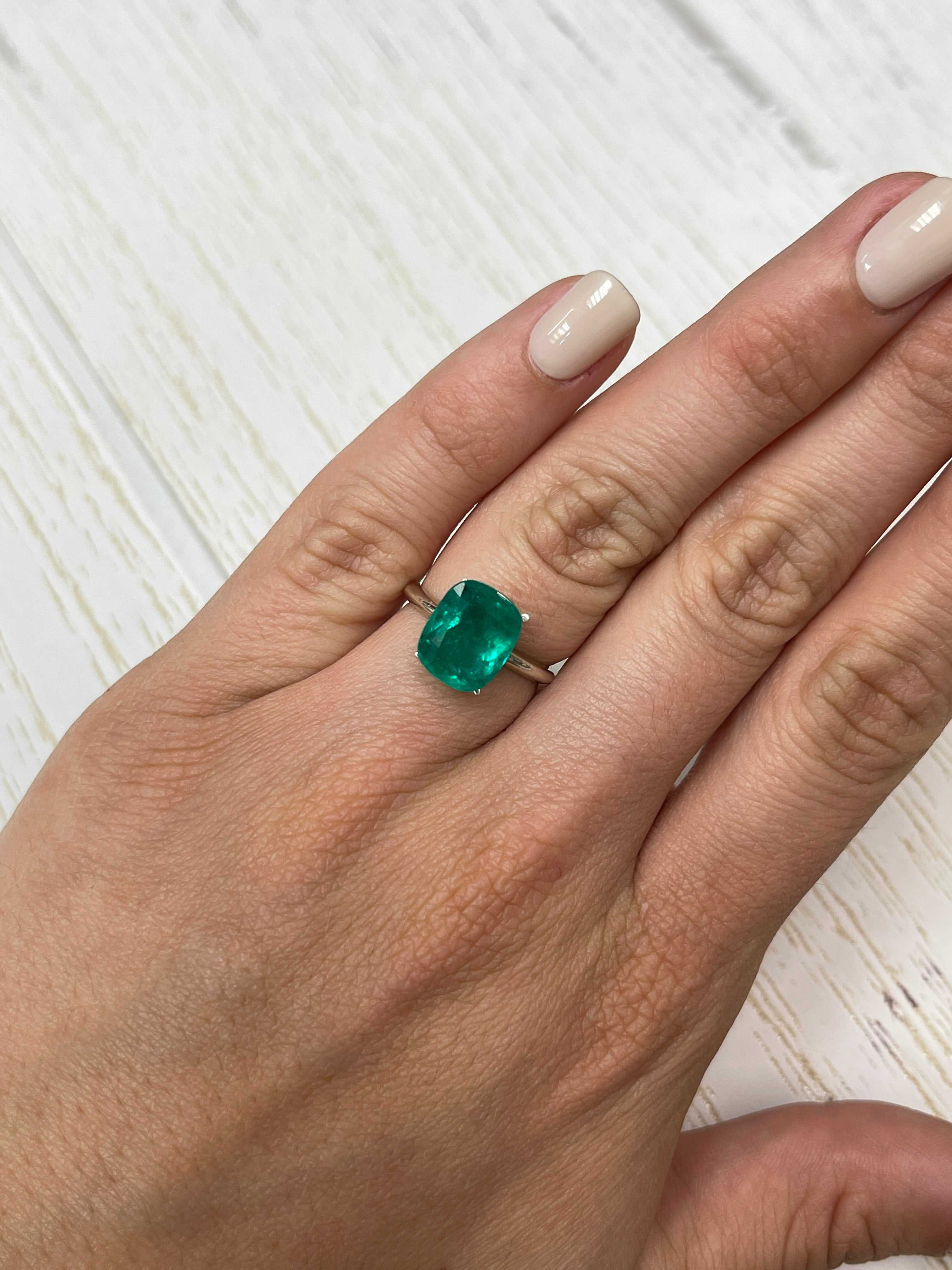 4.45 Carat 11x9mm Vivid Muzo Green Natural Loose Colombian Emerald Gemstone - Cushion Cut for Jewelry Making, Engagement Rings & Luxury Gifts