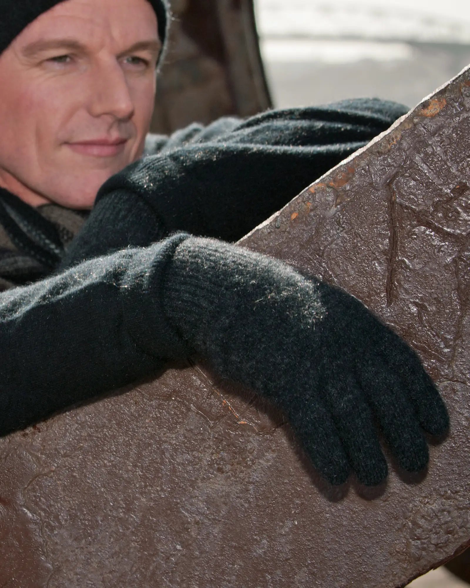 Charcoal Plain Gloves - Possum Merino Wool Blend NX100 - Warm Winter Gloves for Outdoor Activities, Hiking & Skiing