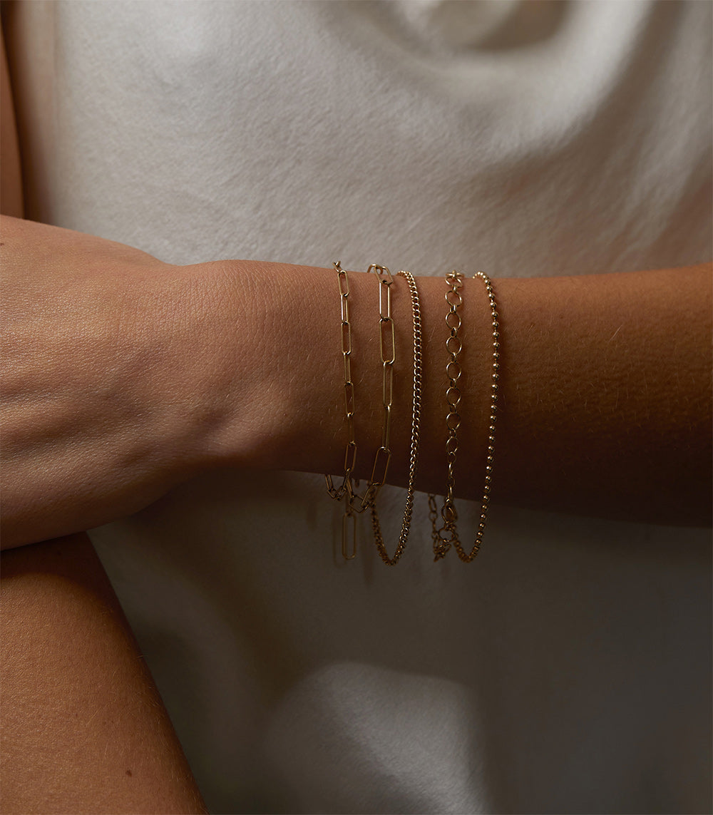 Trendy Fashion Bracelet for Women - Elegant Adjustable Beaded Wristband - Perfect for Casual Wear, Office & Special Occasions