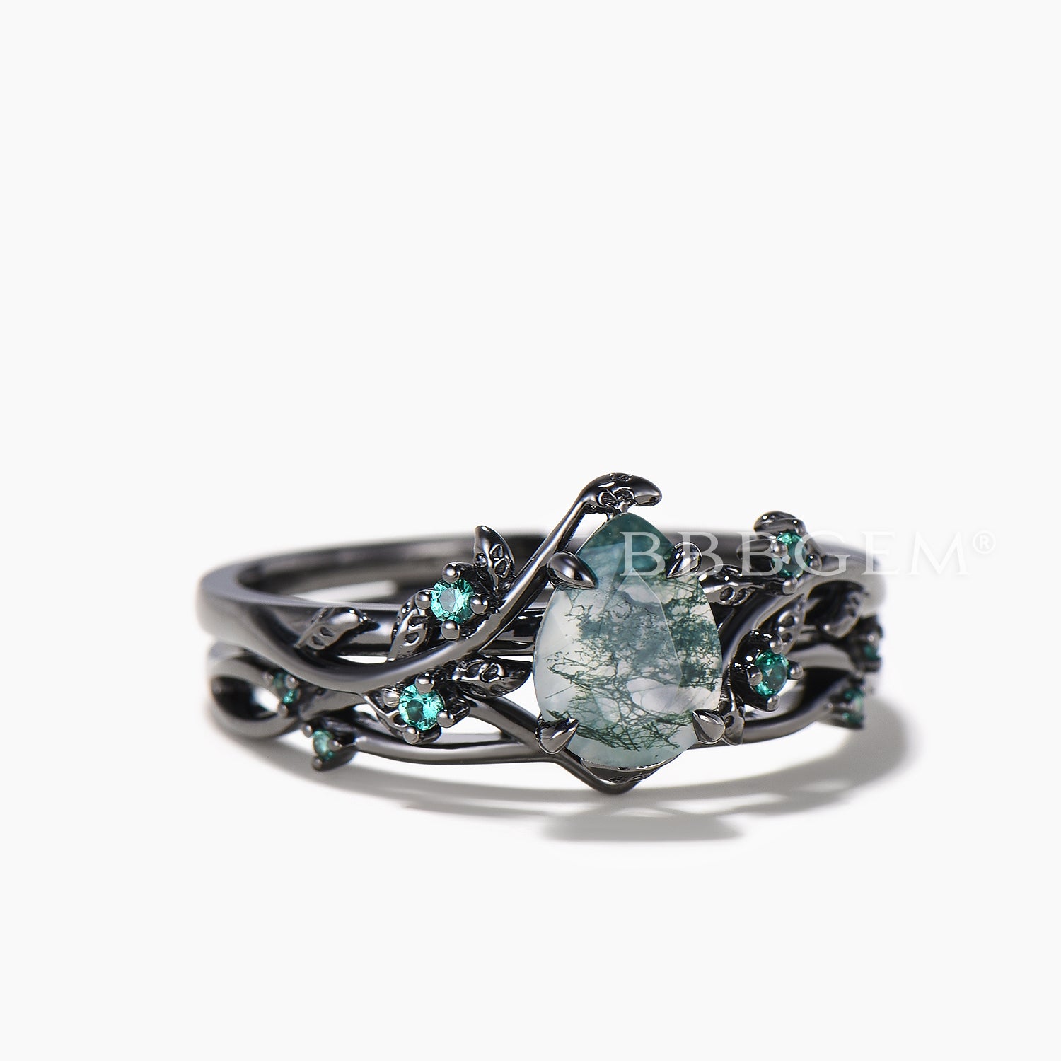 Natural Pear Cut Moss Agate Engagement Ring Set in Twisted Black Gold – Elegant Bridal Jewelry for Weddings & Proposals