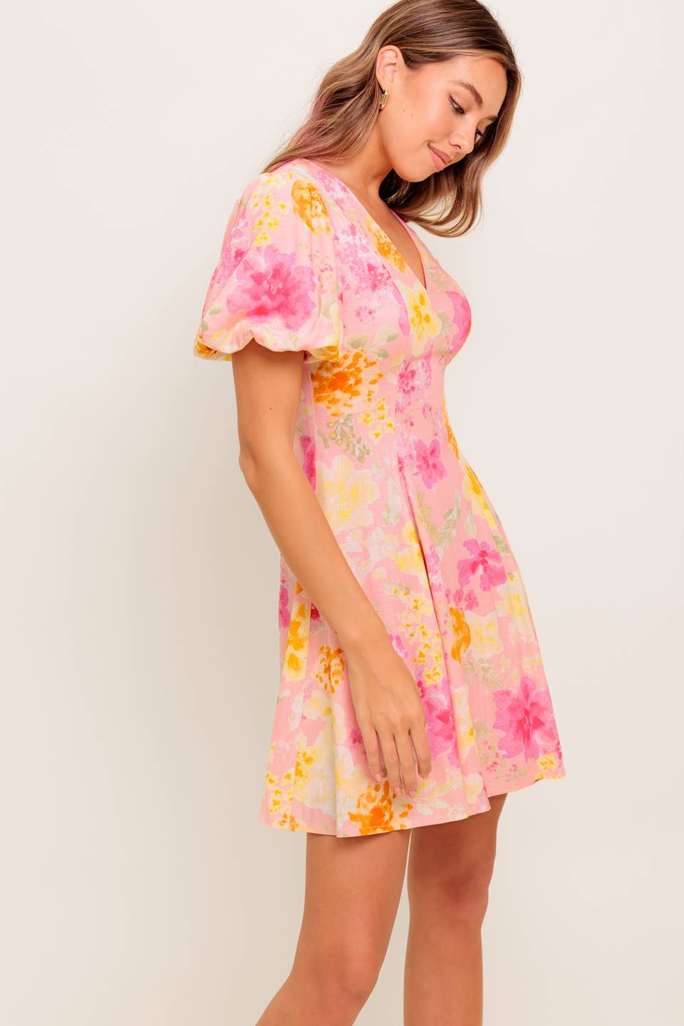 Stylish IZZY Pink Floral Linen Mini Dress for Women - Perfect for Summer Outings, Beach Vacations & Casual Dates