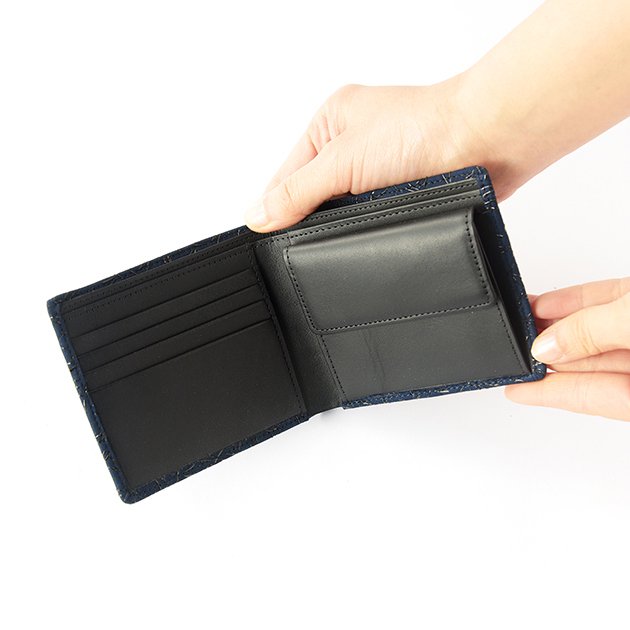 Japanese Deerskin Leather Fold Wallet with Urushi Lacquer - Dragonfly & Deep Indigo Design | Handmade in Japan | Premium Men's Wallet for Everyday Use & Gift Giving
