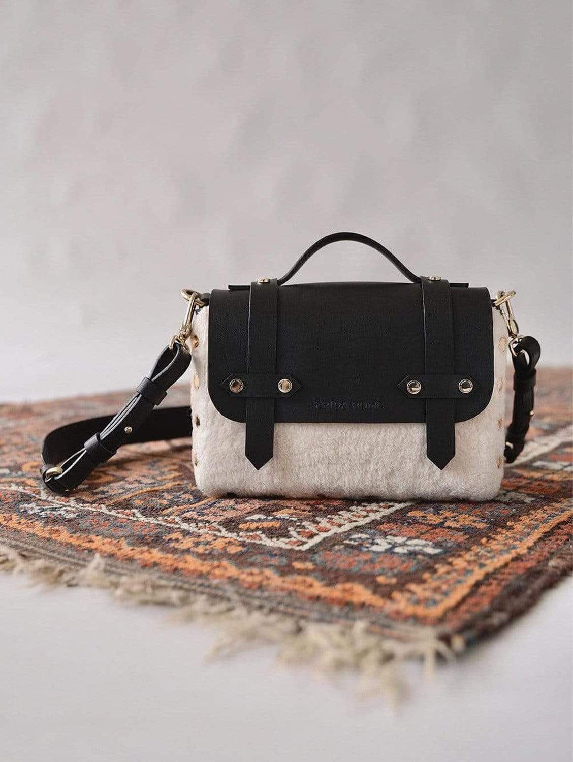 The WEEK/END Vegan Shearling Crossbody Bag - Stylish & Cruelty-Free Shoulder Purse for Women | Perfect for Travel, Shopping & Everyday Use