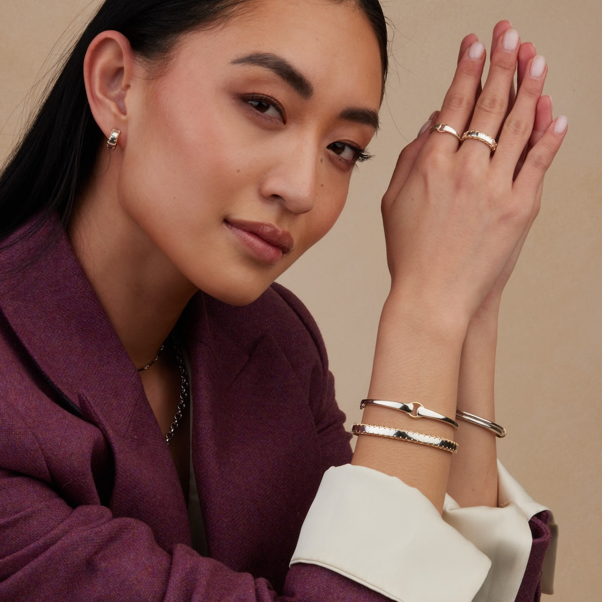 Mixed Metal Buckle Bracelet for Women - Adjustable Fashion Jewelry for Casual & Party Wear - Trendy Bangle for Everyday Style & Special Occasions