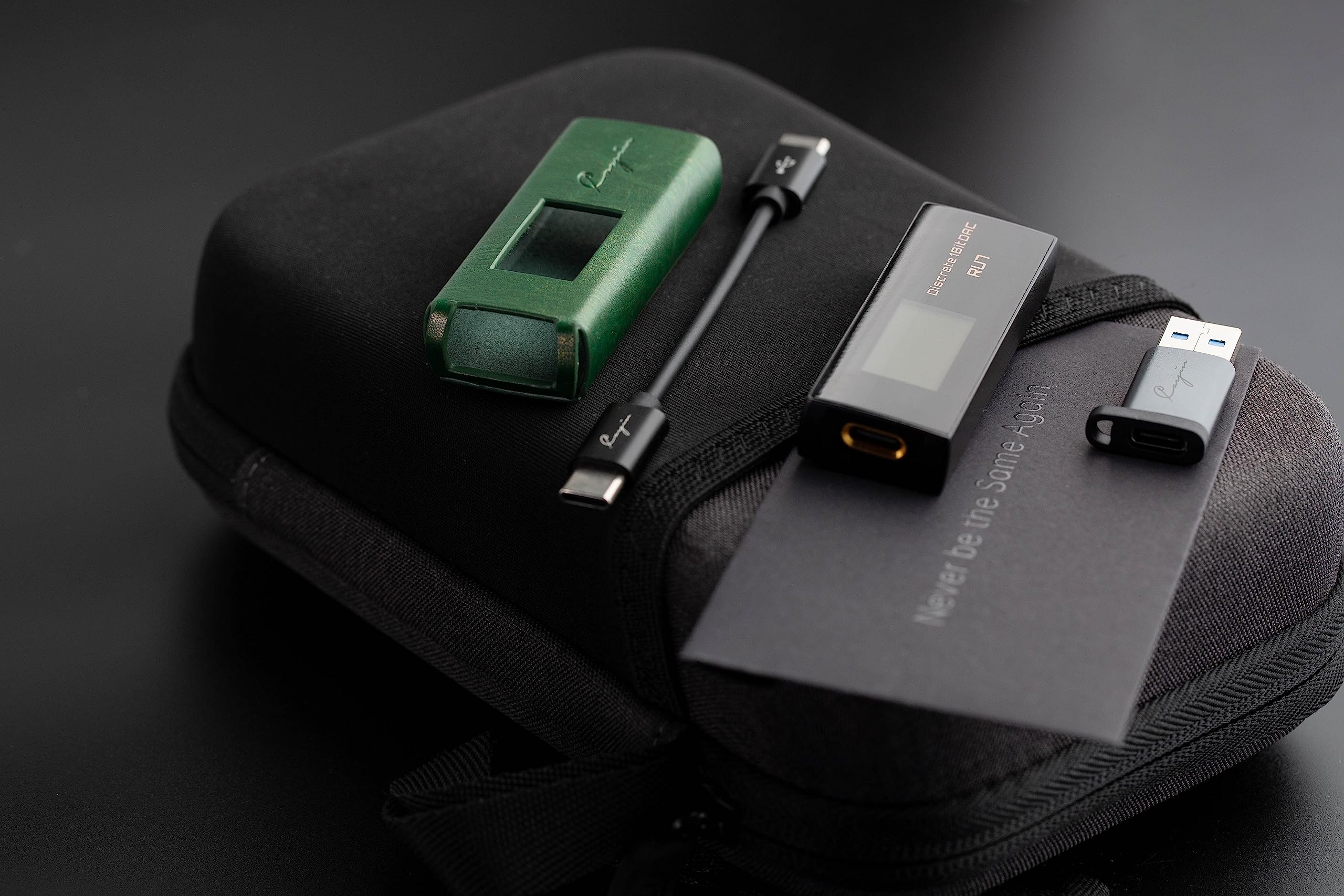 RU7 Portable USB DAC/Amp Dongle - 1-Bit Resistive Ladder DAC, DSD64/128/256 Support, OLED Display, Leather Case Included | High-Resolution Audio for iPhone, Android, PC & Laptop | Perfect for Music Lovers, Audiophiles & Travel