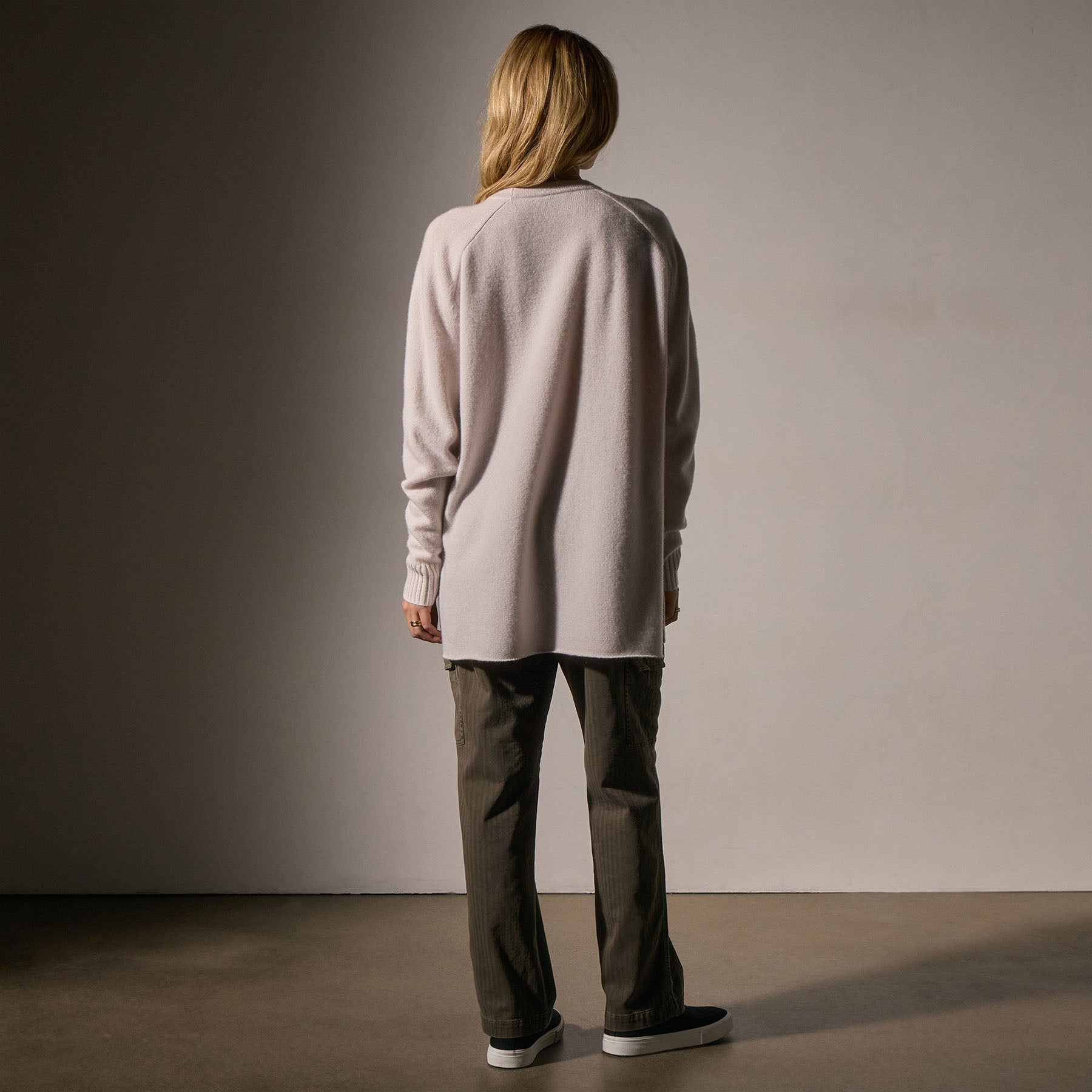Luxury Cashmere Side Split Tunic with Pearl Accents - Elegant Women's Knit Sweater for Office, Party & Winter Fashion