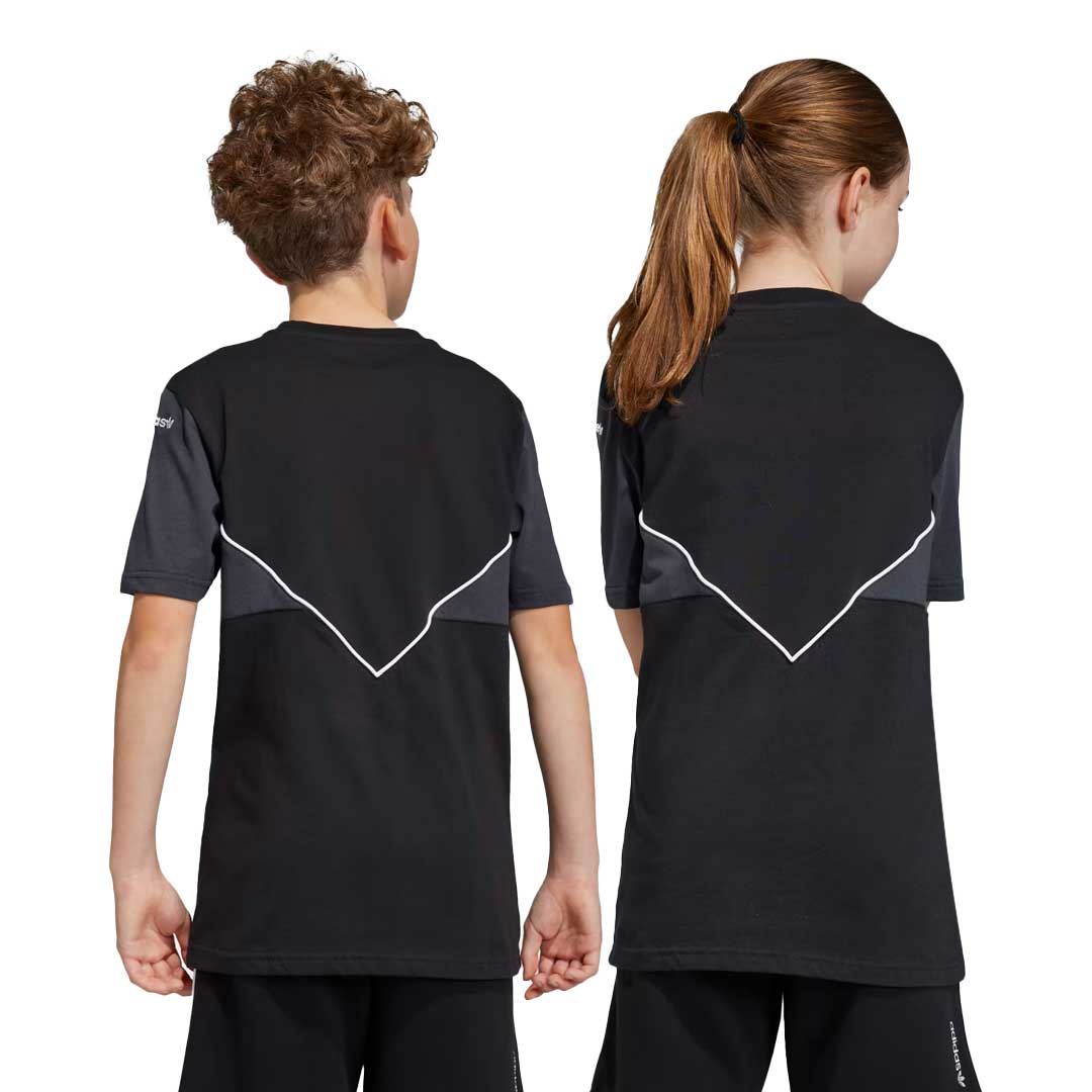 Adidas Kids' Originals Adicolor T-Shirt (IC6243) - Comfortable Cotton Tee for Boys & Girls, Casual Wear, School, Playdates & Everyday Outfits