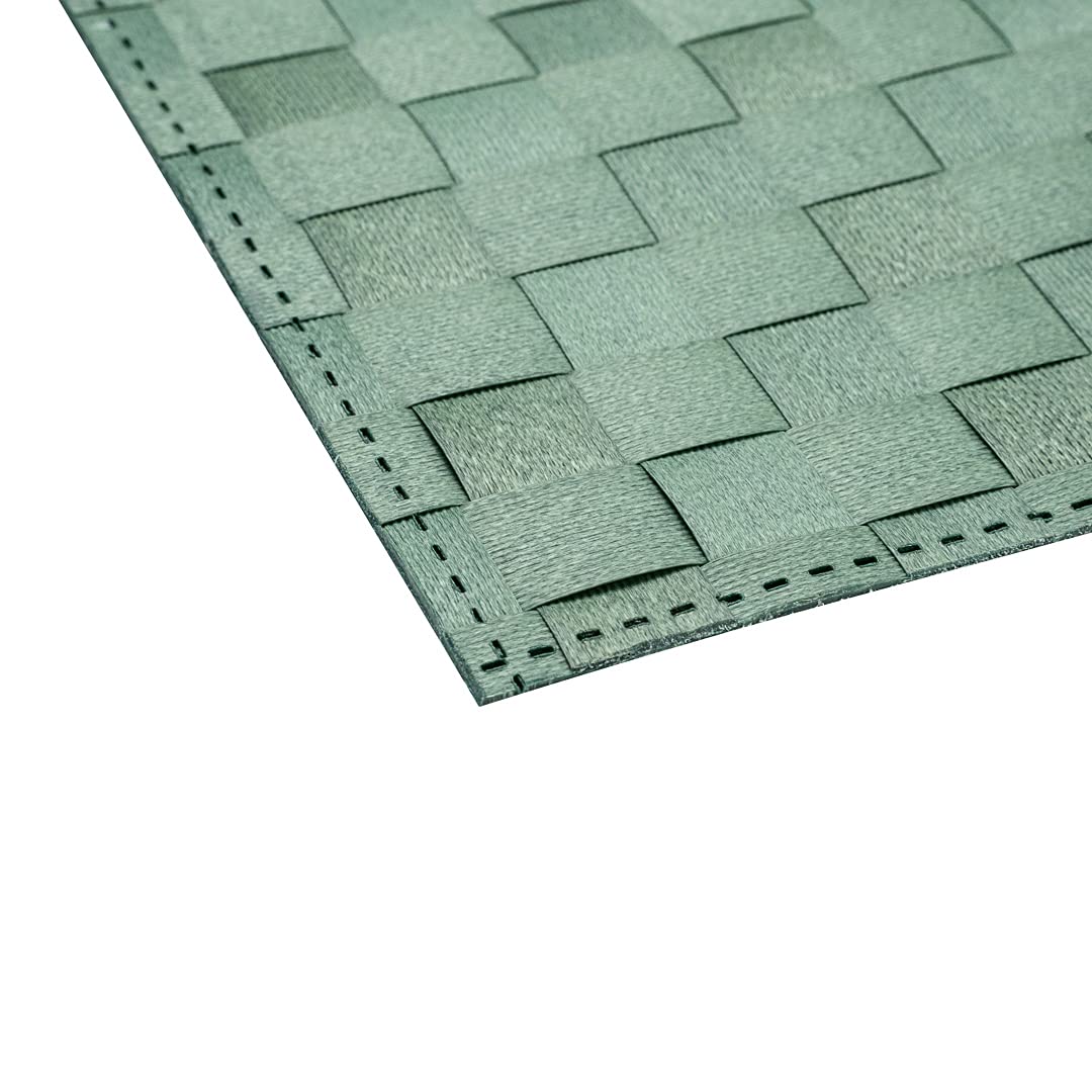 Restaurantware Macroweave 16 x 12 Inch Woven Placemats Set of 6 - Durable & Easy Clean Rectangle Table Mats for Dining Room, Kitchen, or Restaurant Use - Eco-Friendly Plastic Placemats for Everyday Meals & Entertaining