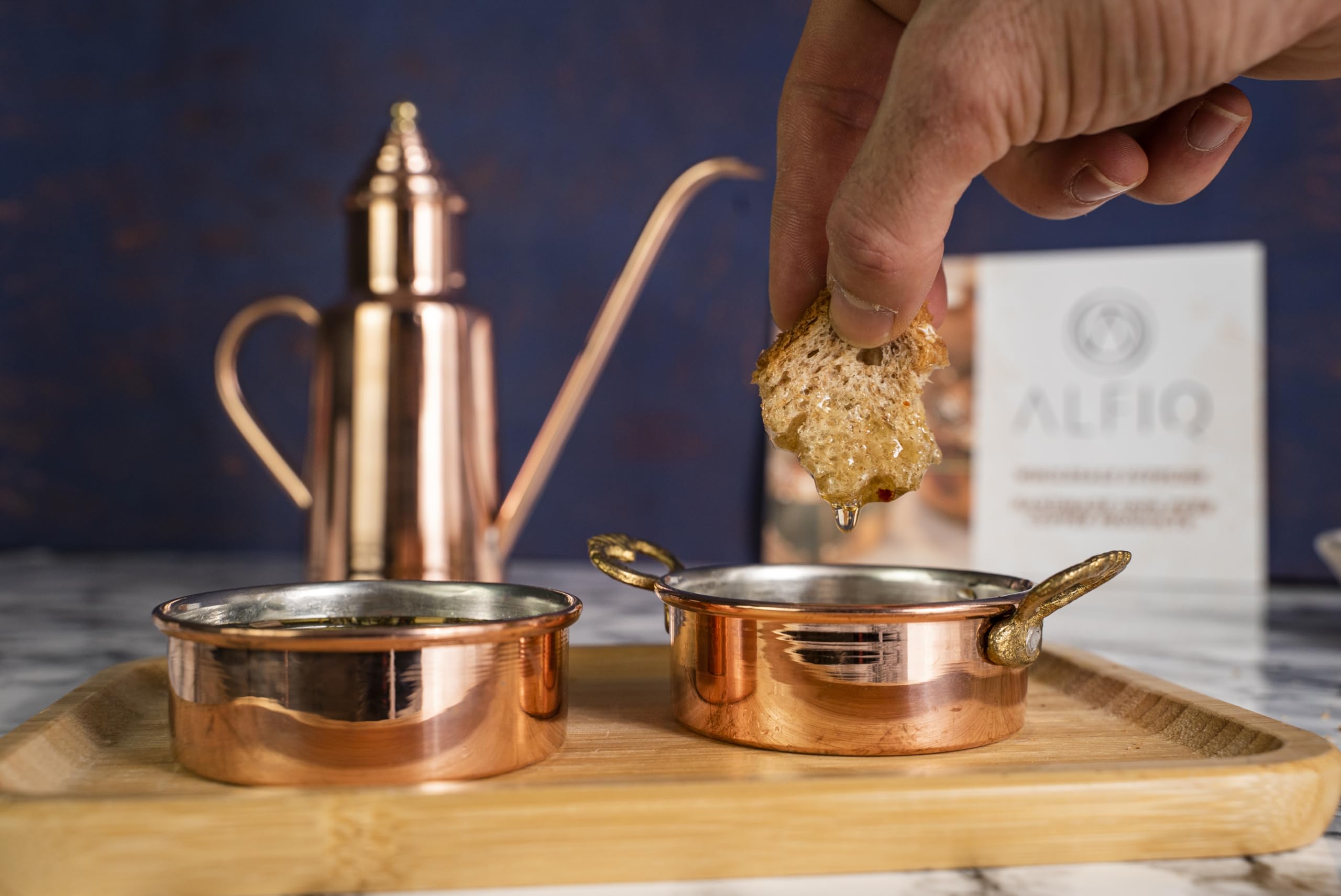 Handcrafted 600ml Solid Copper Olive Oil Dispenser Bottle with Brass Crown - Premium Oil Dipping Set for Kitchen & Dining | 100% Pure Copper | Perfect for Cooking, Salad Dressing & Bread Dipping