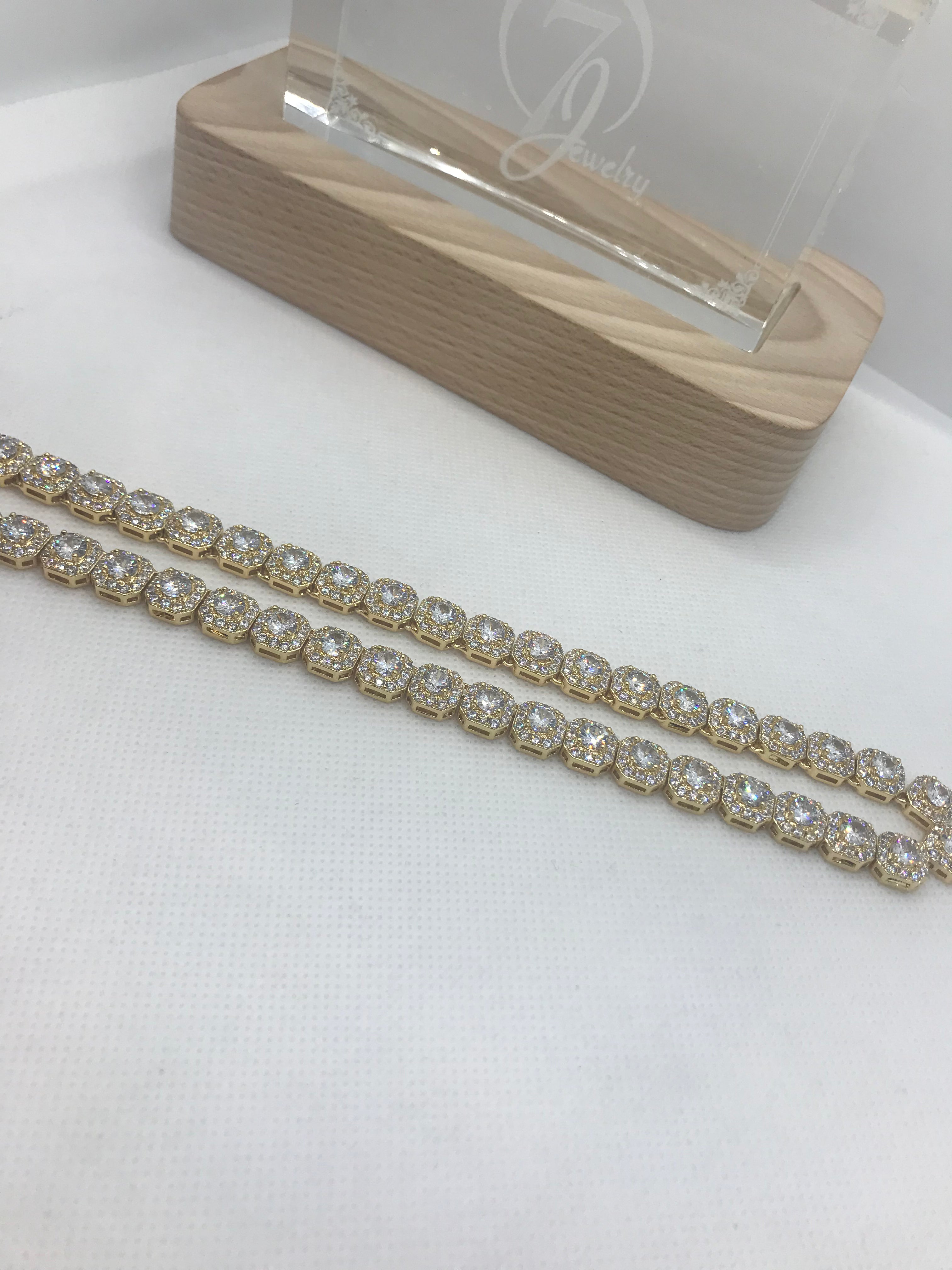 Iced Out Box Chain Necklace for Men - Luxury Hip Hop Jewelry - Perfect for Parties, Gifts & Streetwear Fashion