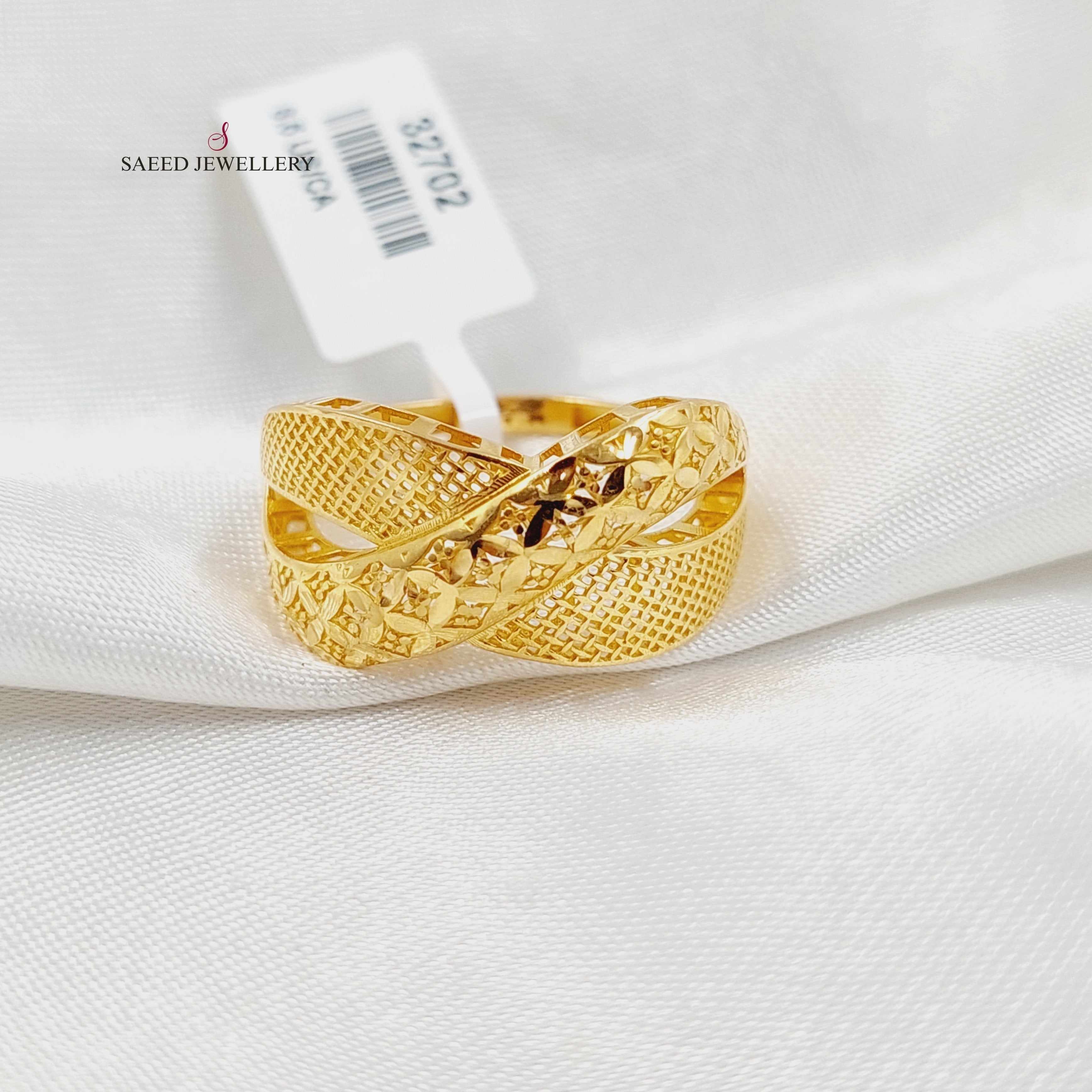 Deluxe X Style Ring for Women - Elegant Fashion Jewelry Gift for Her - Perfect for Parties, Weddings & Special Occasions