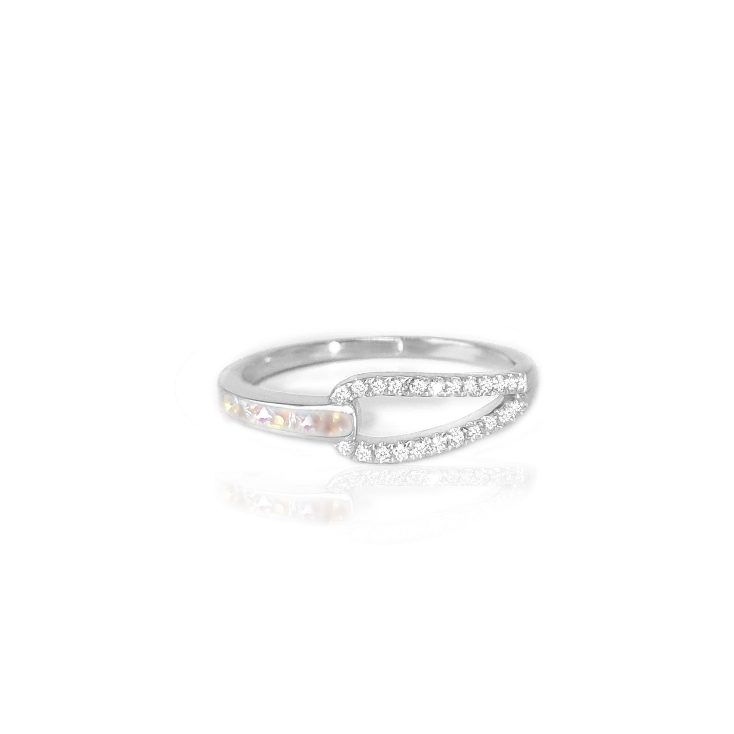 Gold Ashes Ring - Elegant Memorial Jewelry for Loved Ones | Perfect for Remembrance, Funerals & Keepsake Gifts