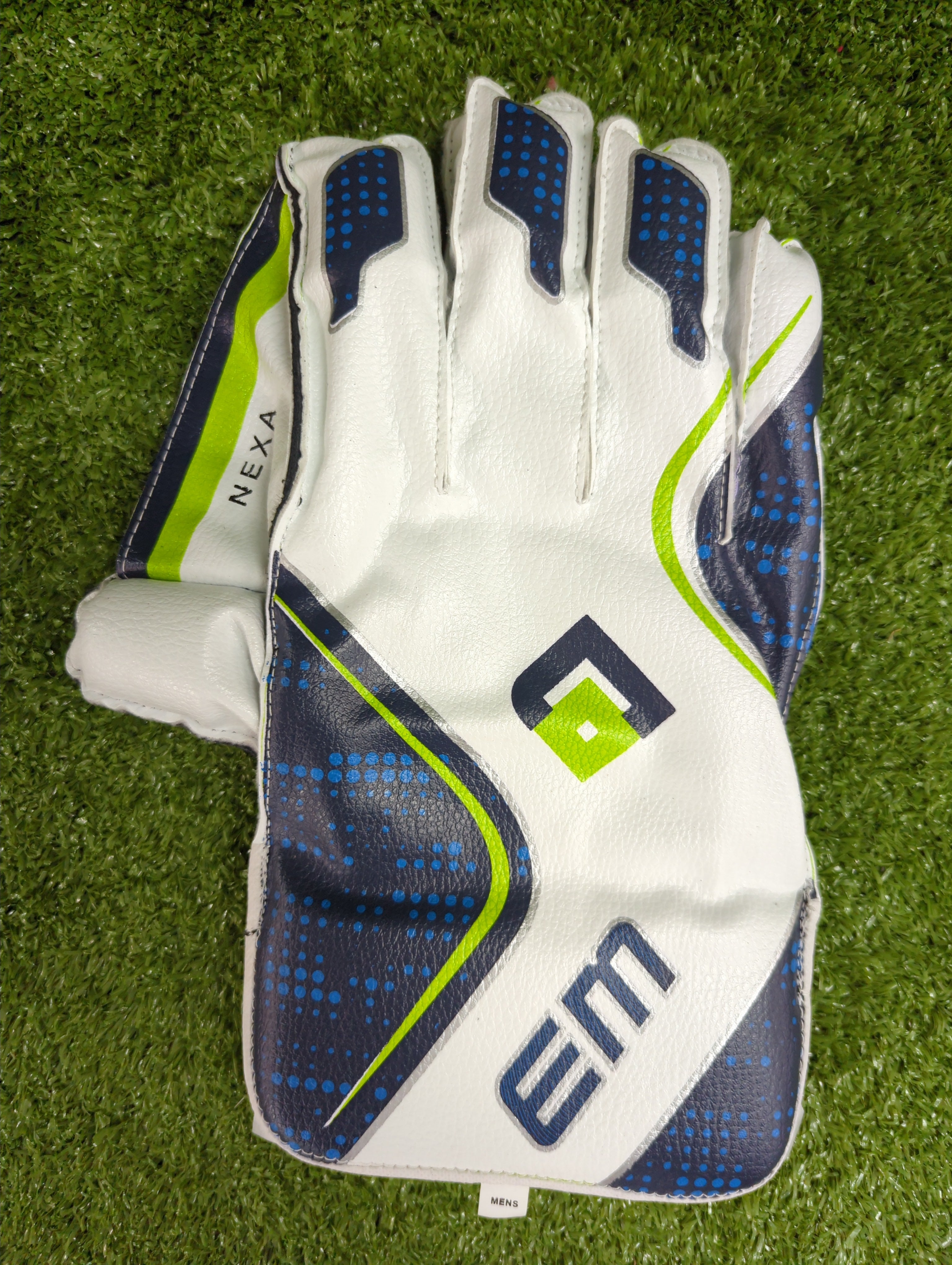 EM Nexa Junior/Youth Cricket Wicket Keeping Gloves - Premium Protective Gear for Young Cricket Players - Perfect for Practice, Training & Matches