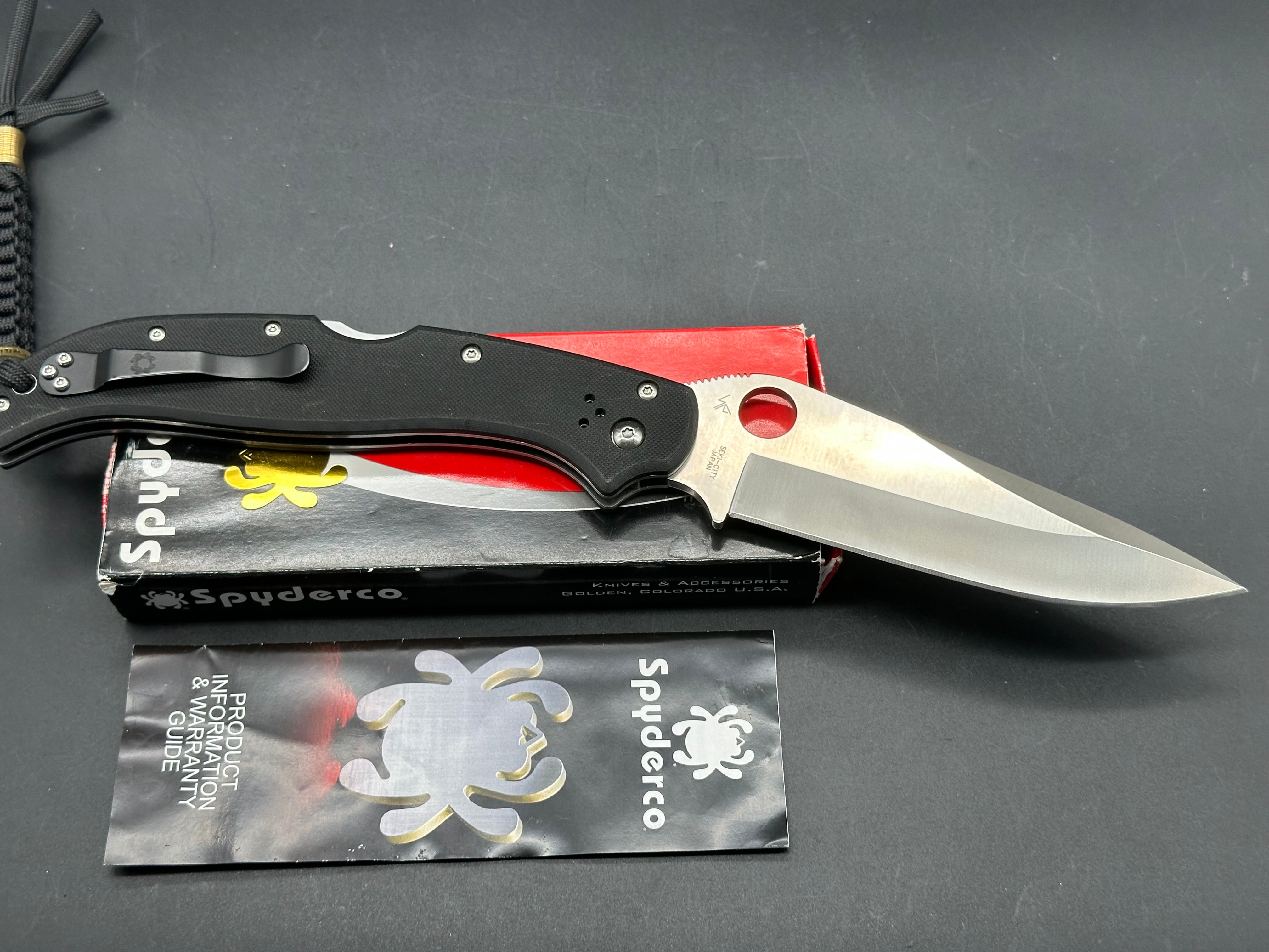Spyderco Tatanka PowerLock Folding Knife - Black G-10 Handle, 5.06