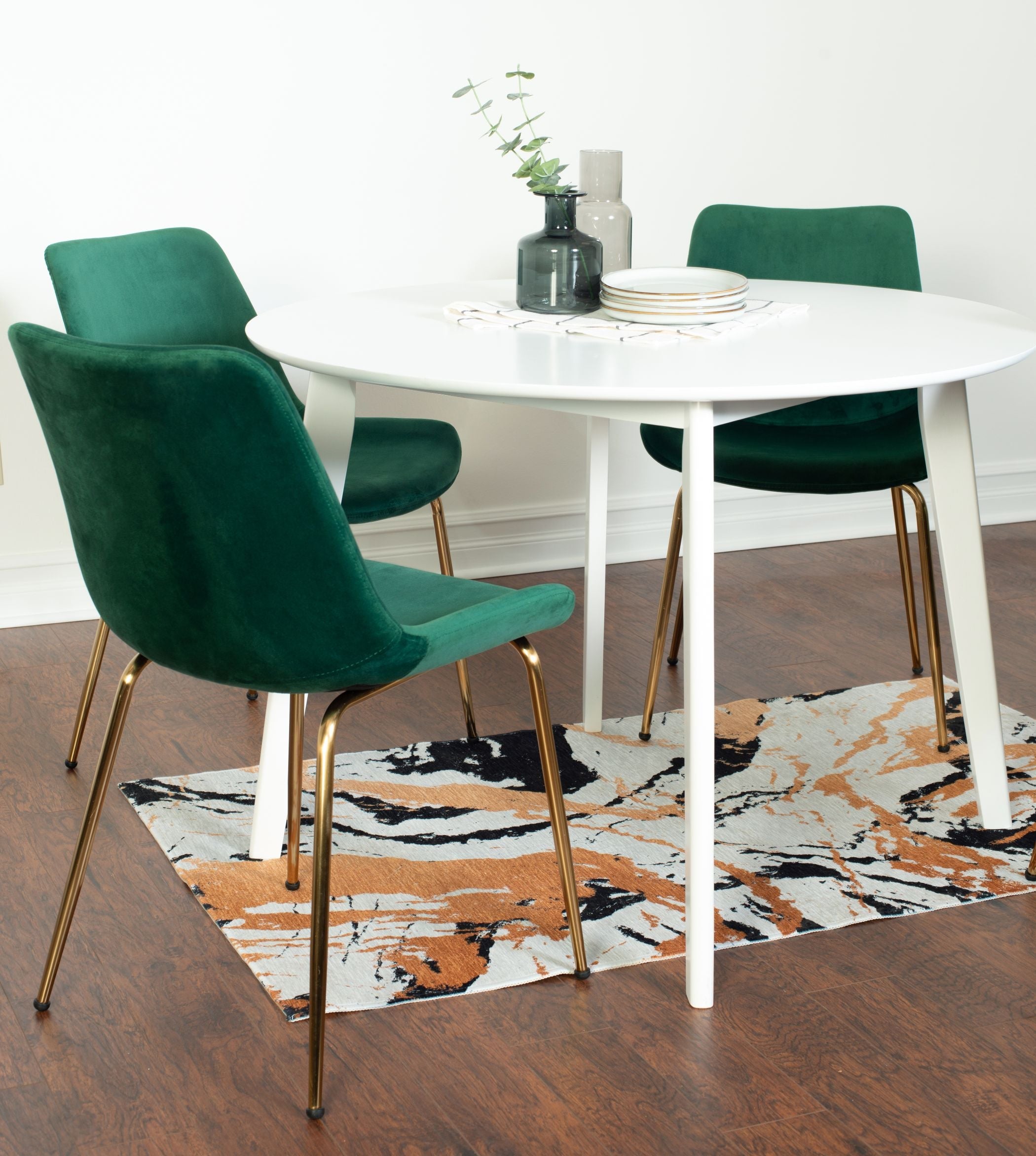 Roundhill Furniture Aufurr Contemporary 5-Piece White Round Dining Table Set with 4 Chairs - Perfect for Small Spaces, Breakfast Nooks & Modern Kitchens