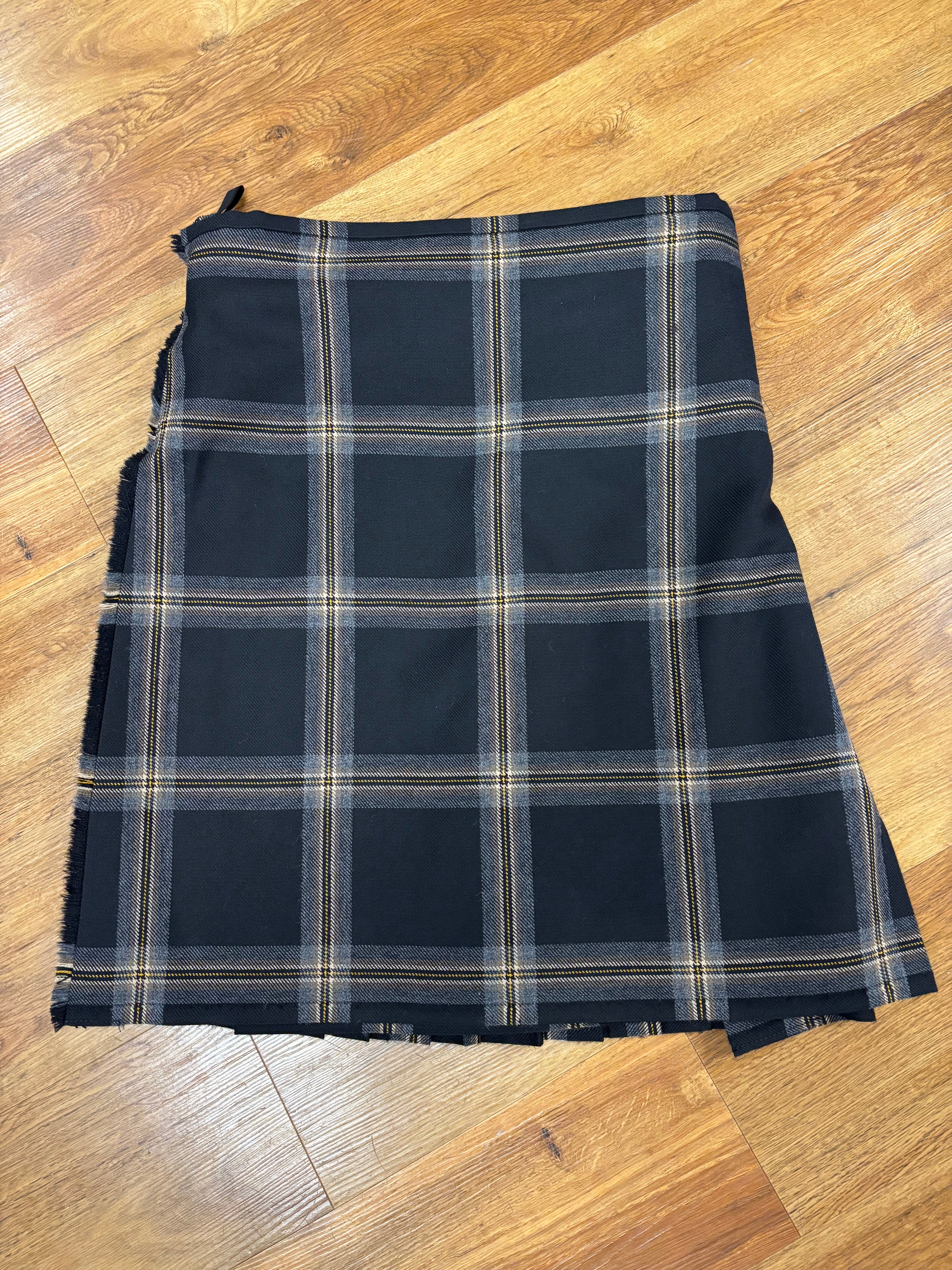 Authentic Black Galloway Kilts for Men - Traditional Scottish Kilt for Weddings, Highland Games & Celtic Events