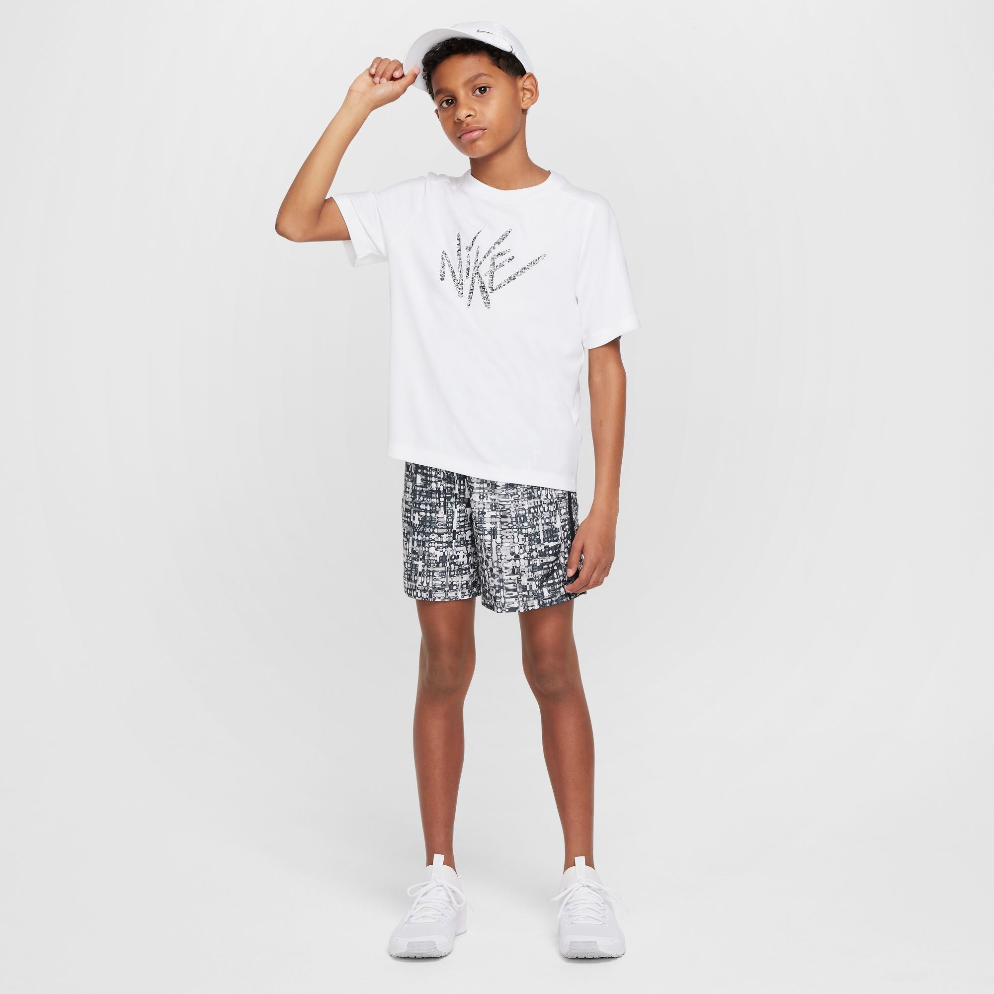 Nike Boys' Dri-FIT Multi Woven Athletic Shorts - Lightweight Quick-Dry Sports Shorts for Running, Basketball & Gym Workouts