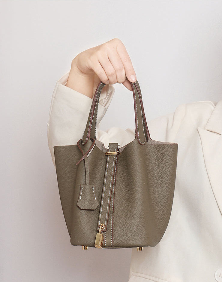 Stylish Genuine Leather Bucket Bag for Women - Trendy Crossbody Shoulder Handbag - Perfect for Work, Travel & Everyday Use