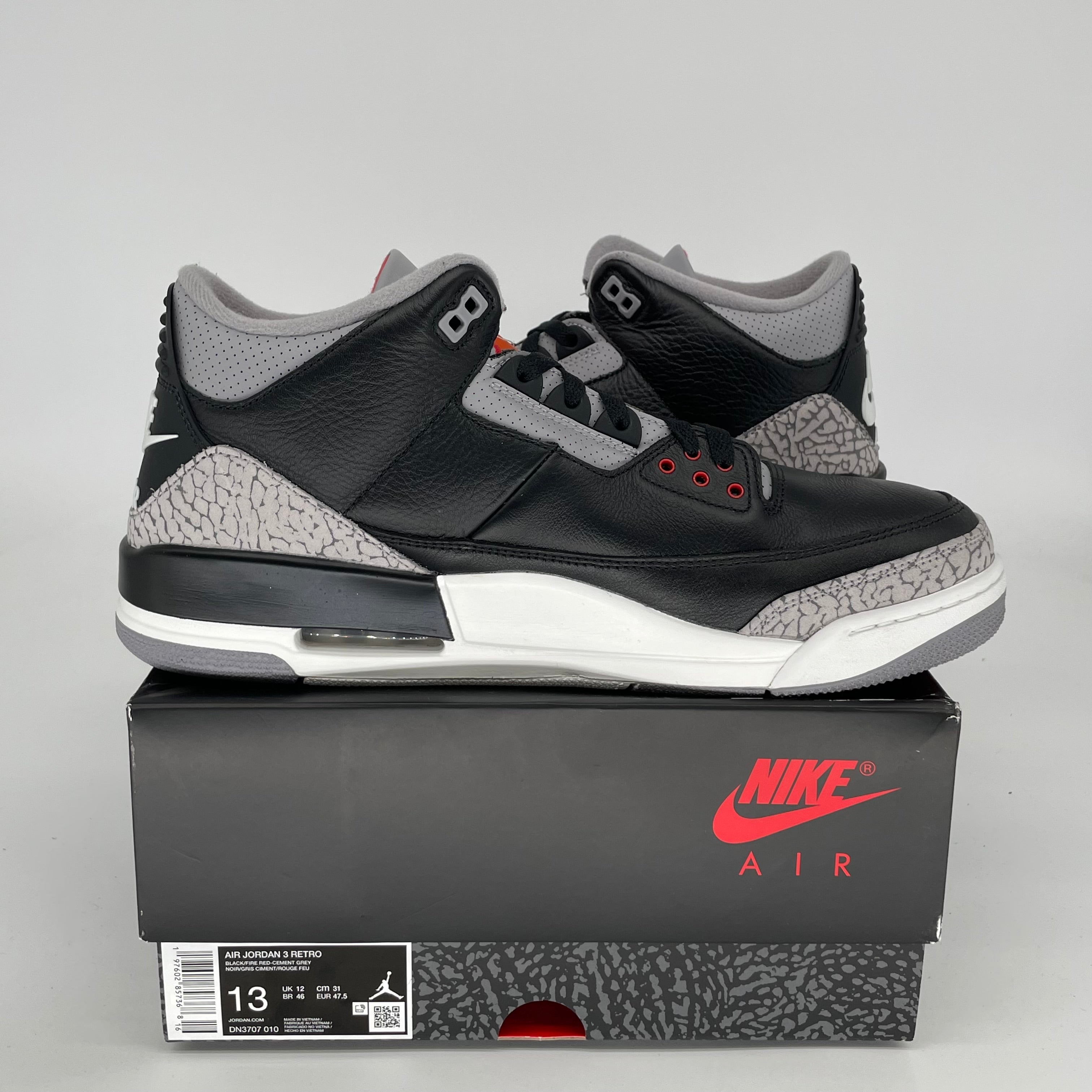 AIR JORDAN 3 RETRO BLACK CEMENT MEN'S BASKETBALL SHOES SIZE 13 (DN3707-010) - Perfect for Streetwear, Sneaker Collecting & Basketball Games