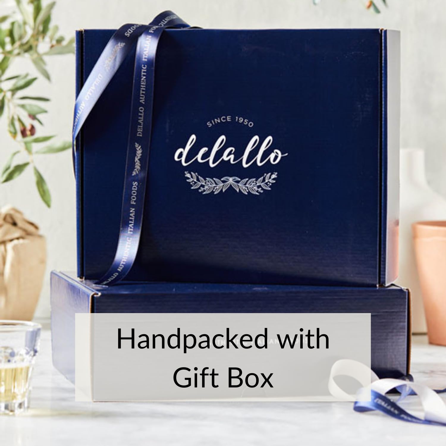 DeLallo Gourmet Italian Pizza Gift Basket - Authentic Artisan Pizza Ingredients from Italy, Premium Toppings & 00 Flour in Elegant Gift Box - Perfect Gift for Pizza Lovers, Italian Food Enthusiasts & Dinner Parties