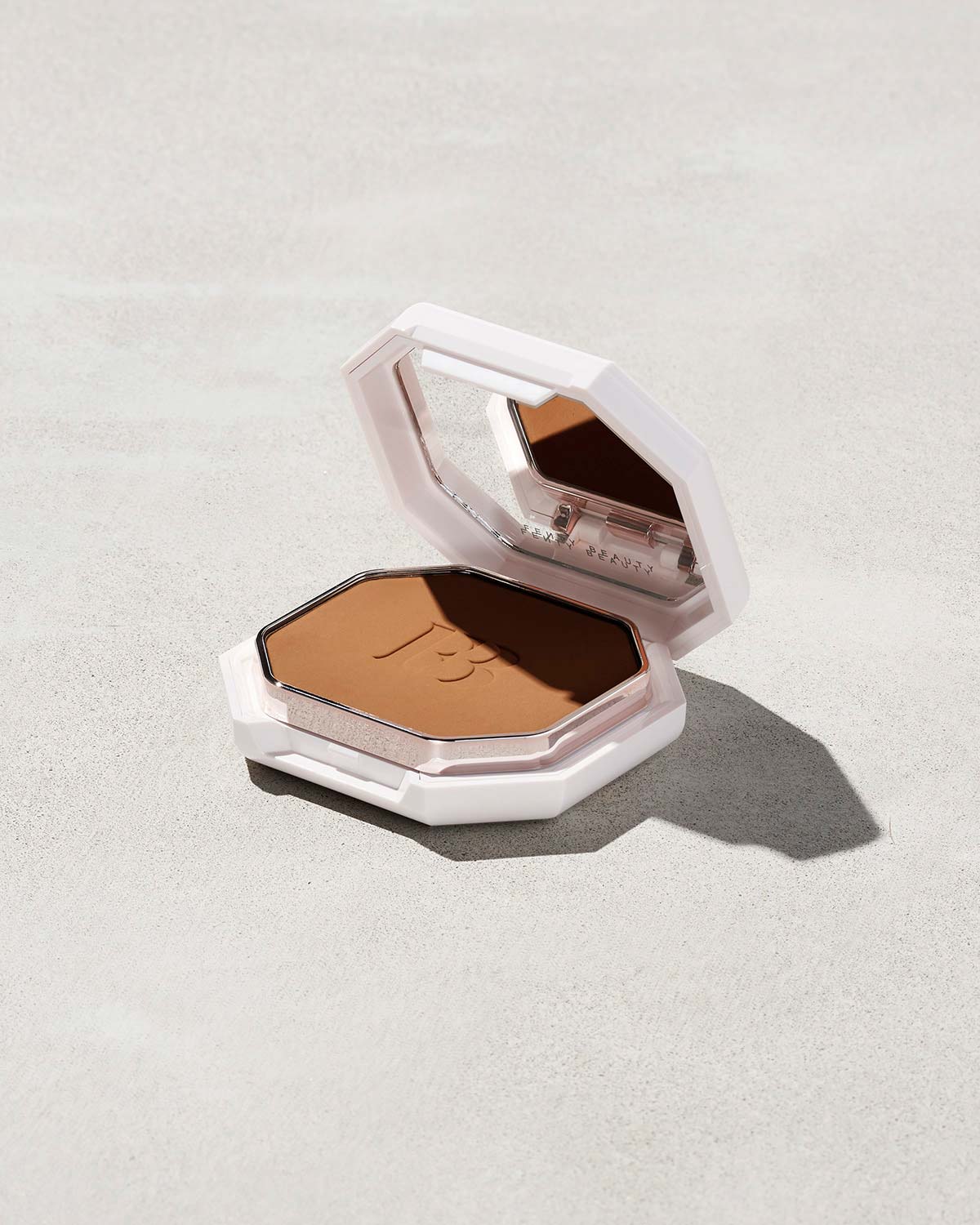 Pro Filt'r Soft Matte Powder Foundation #360 - Oil-Free, Long-Lasting Coverage for All-Day Wear | Perfect for Oily Skin & Hot Weather