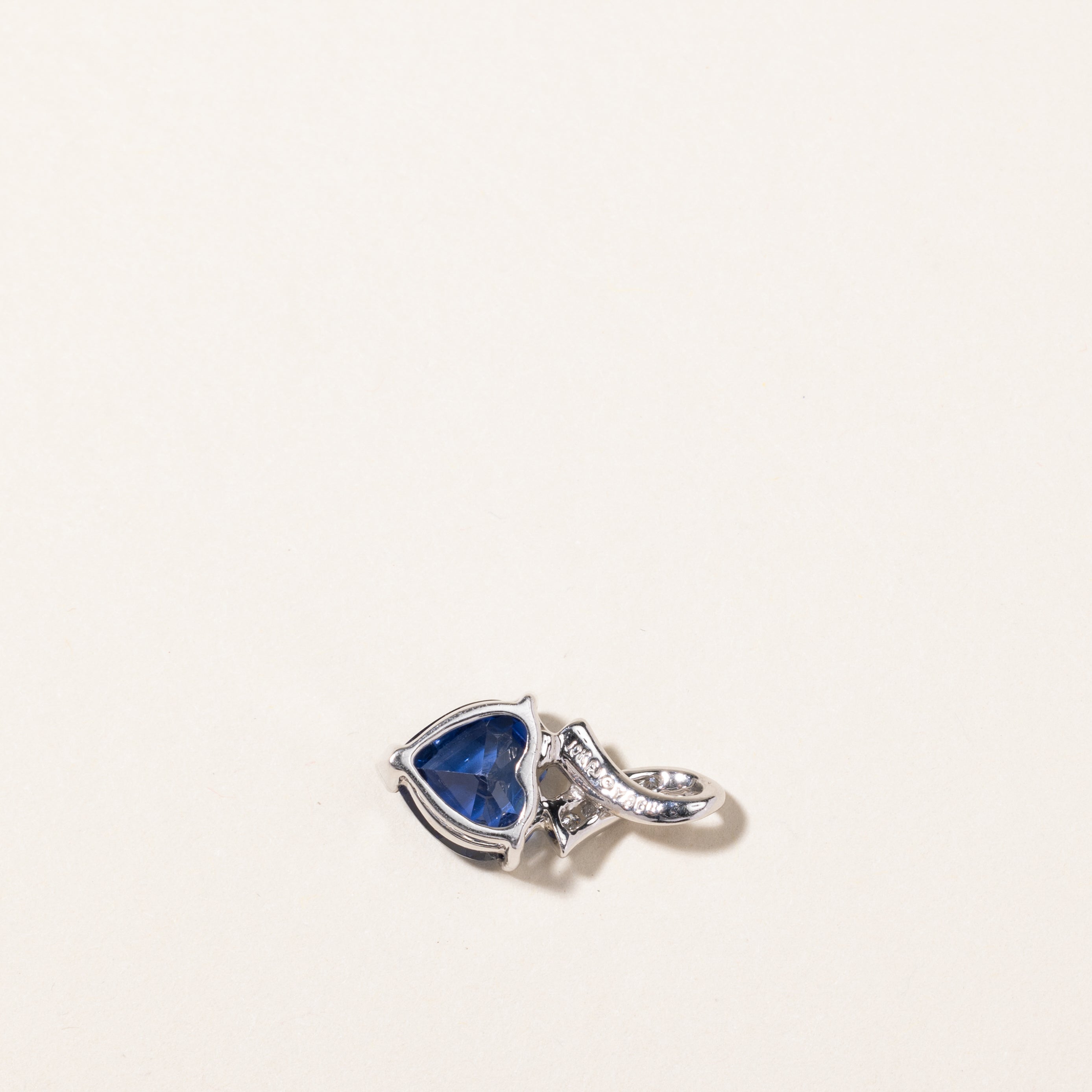 10K White Gold Sapphire & Diamond Heart Pendant Necklace - 4.04ct Natural Sapphire & 0.04ctw Diamonds - Elegant Jewelry Gift for Women - Perfect for Valentine's Day, Anniversary & Special Occasions