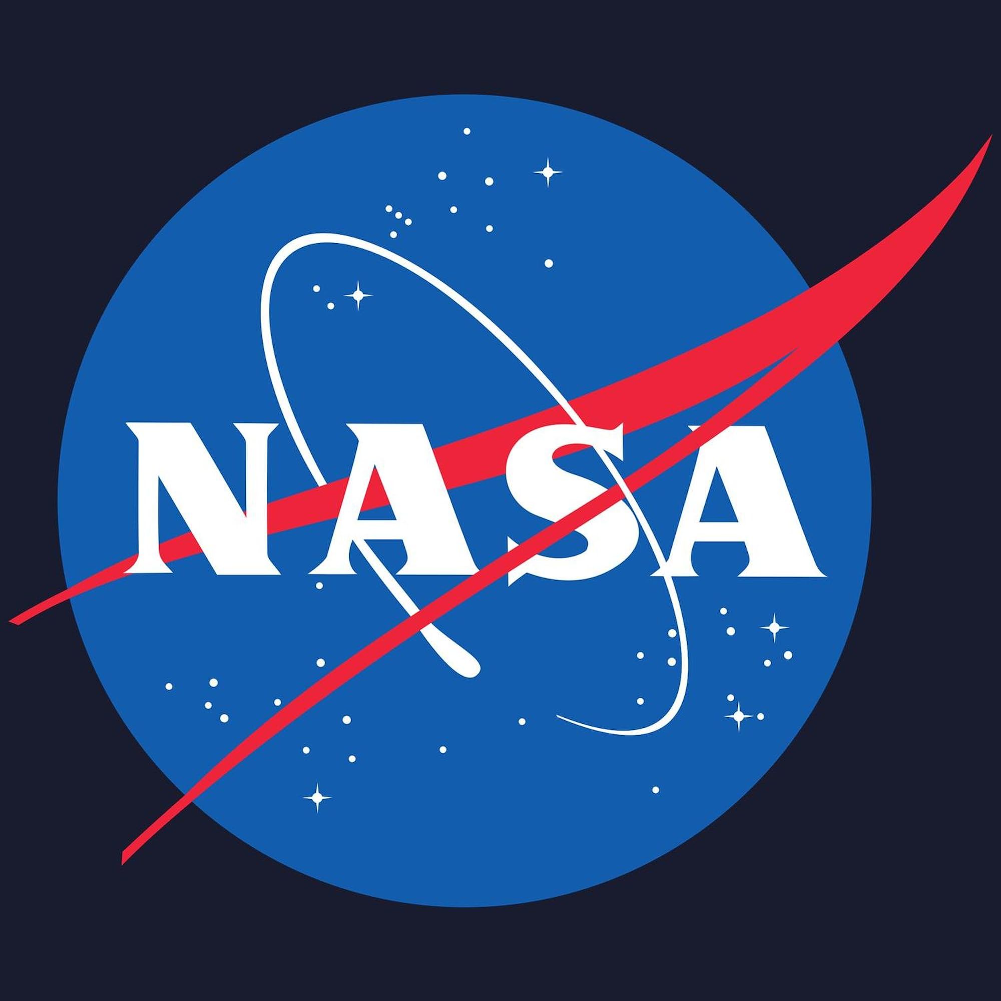 NASA Logo Sweatshirt - Classic Crew Neck Pullover for Men & Women | Space Enthusiast Gift, Astronaut Fan Apparel, Casual Wear & Lounge Outfit