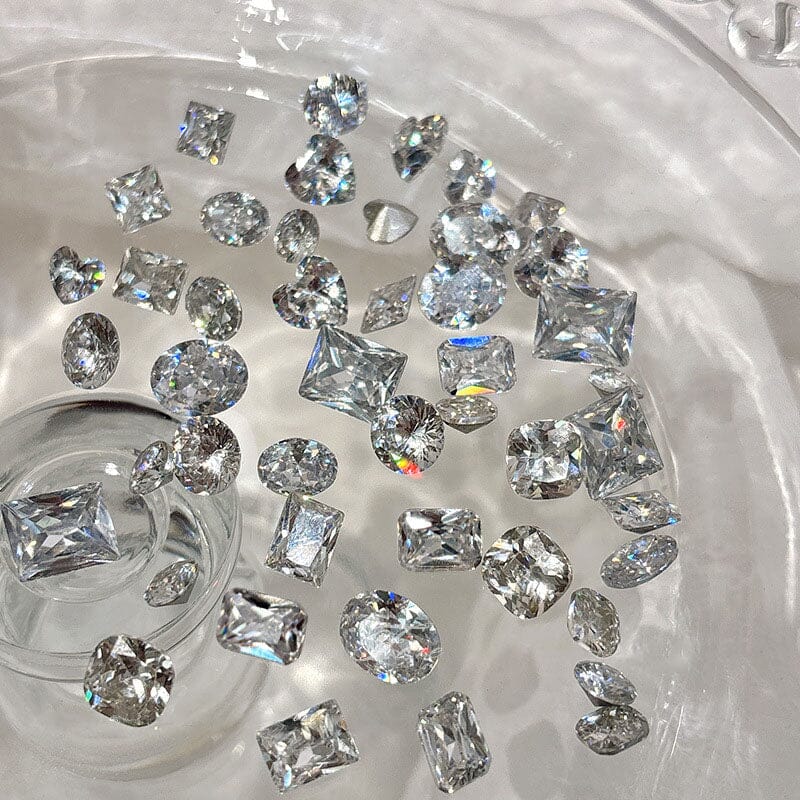 Geometric Crystal Love Heart Rhinestone Nail Art Decorations for DIY Manicure - Perfect for Wedding, Party & Special Occasion Nail Designs